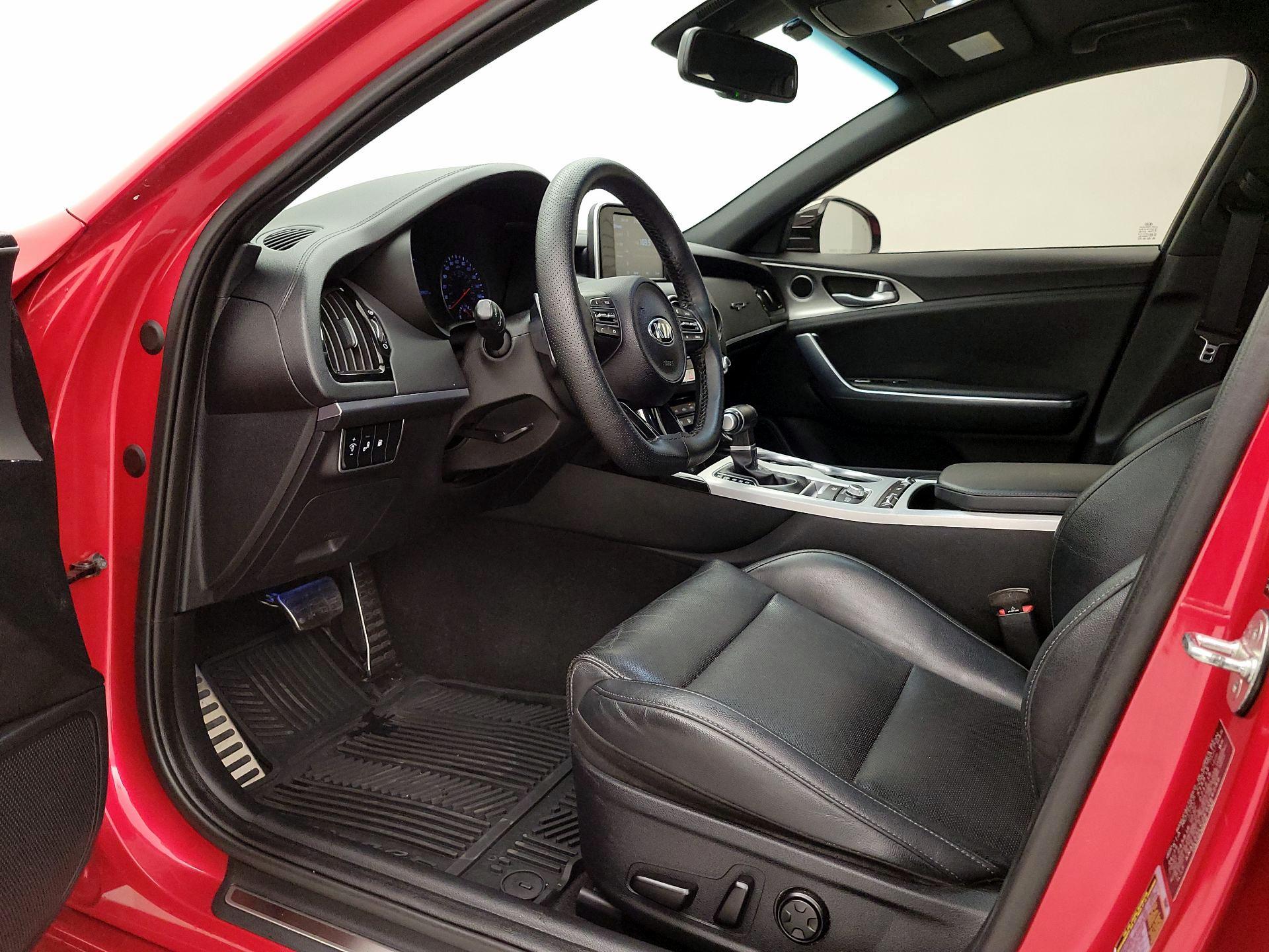 Thumbnail: 2019 Kia Stinger - 11