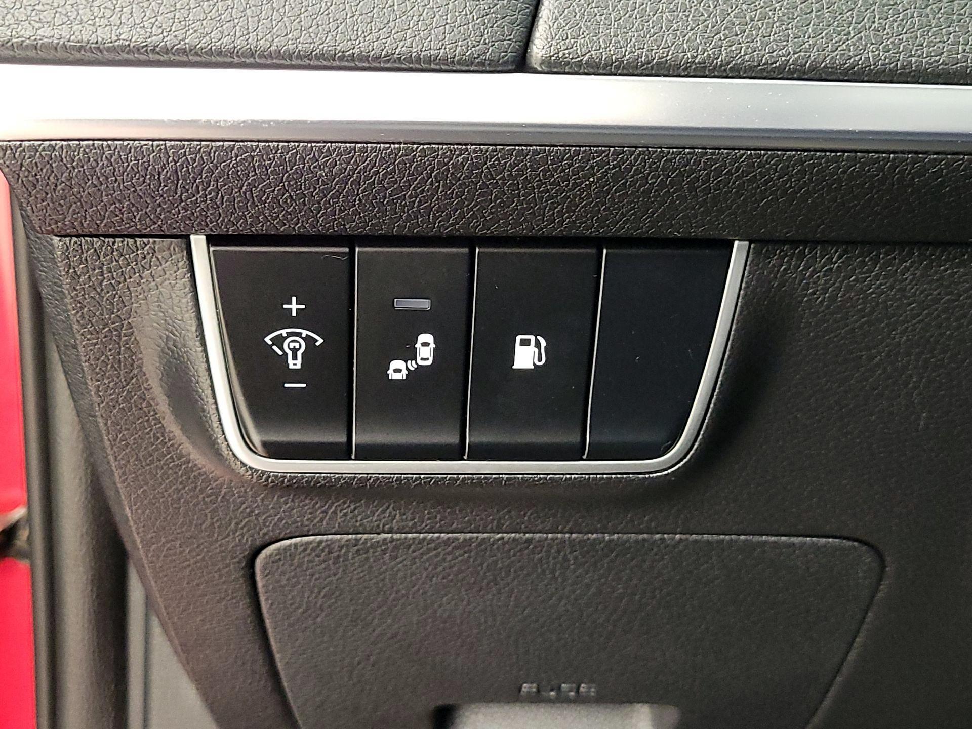 Thumbnail: 2019 Kia Stinger - 13