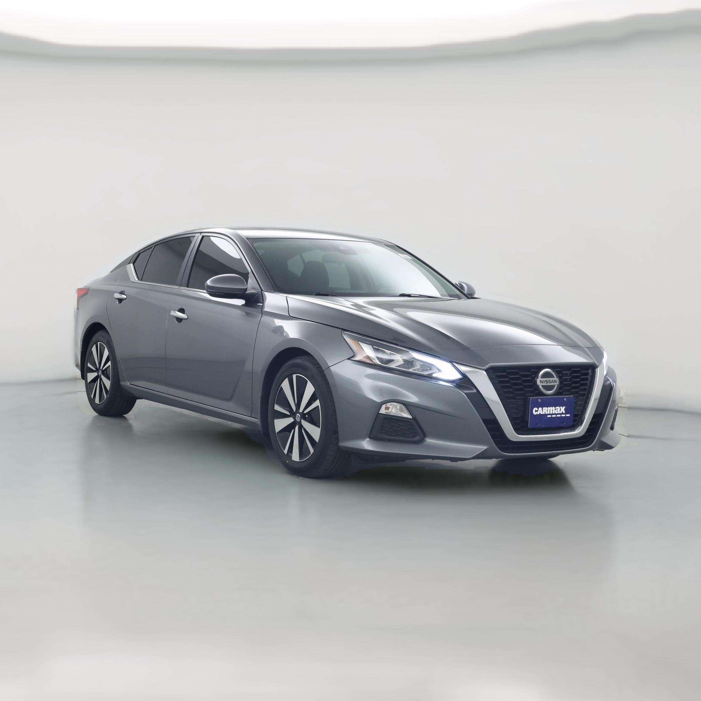 Thumbnail: 2022 Nissan Altima - 1