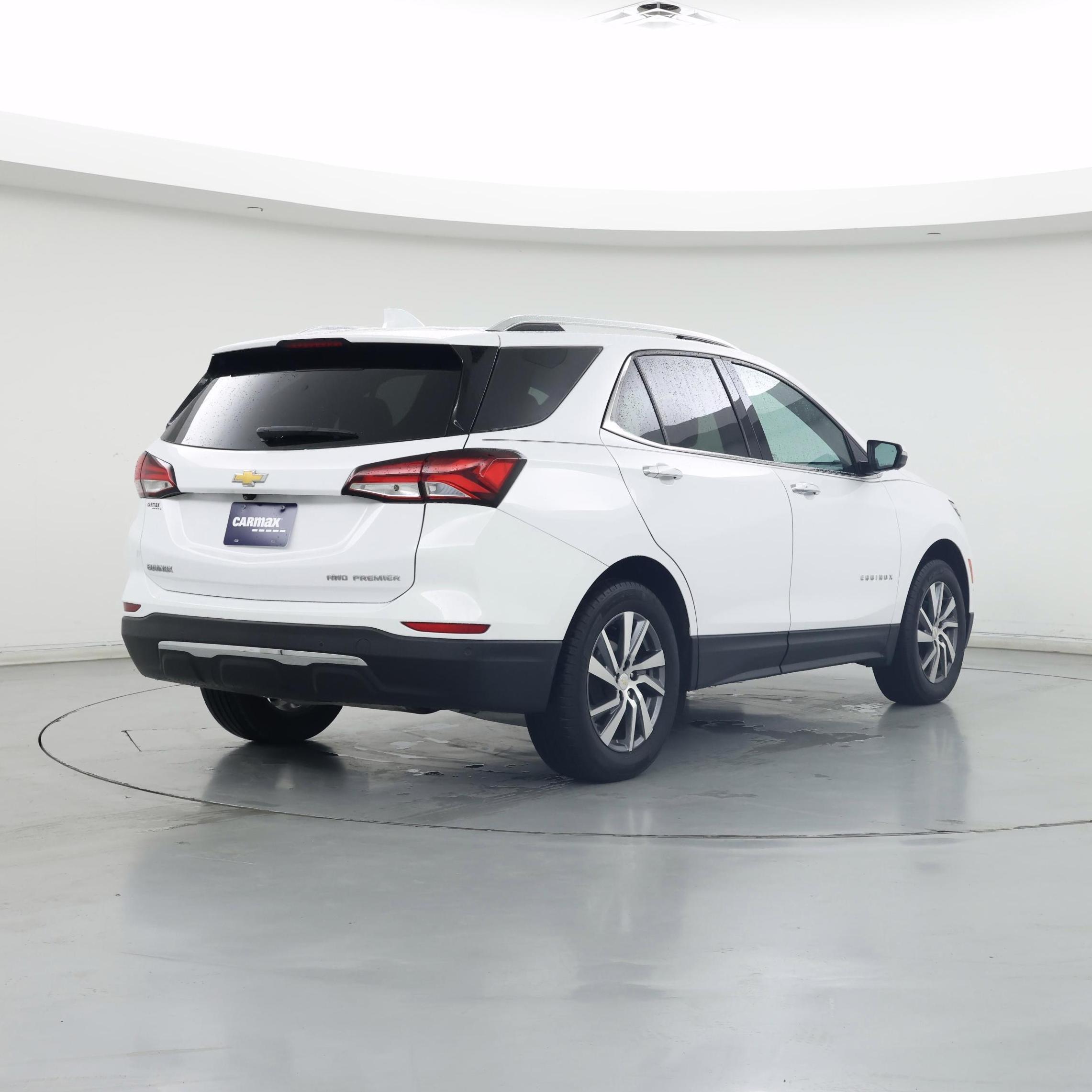 Thumbnail: 2023 Chevrolet Equinox - 8