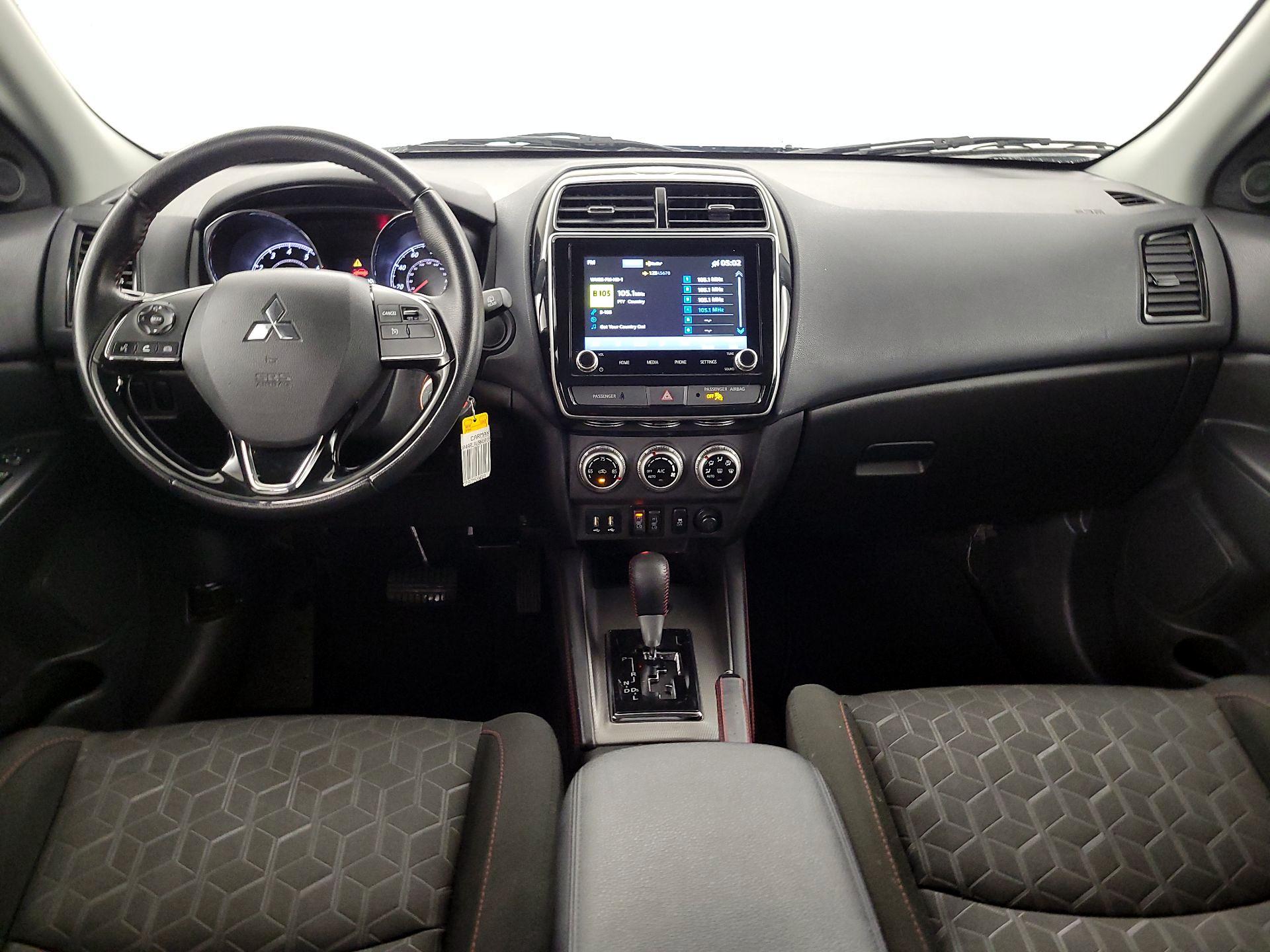 Thumbnail: 2022 Mitsubishi Outlander Sport - 9