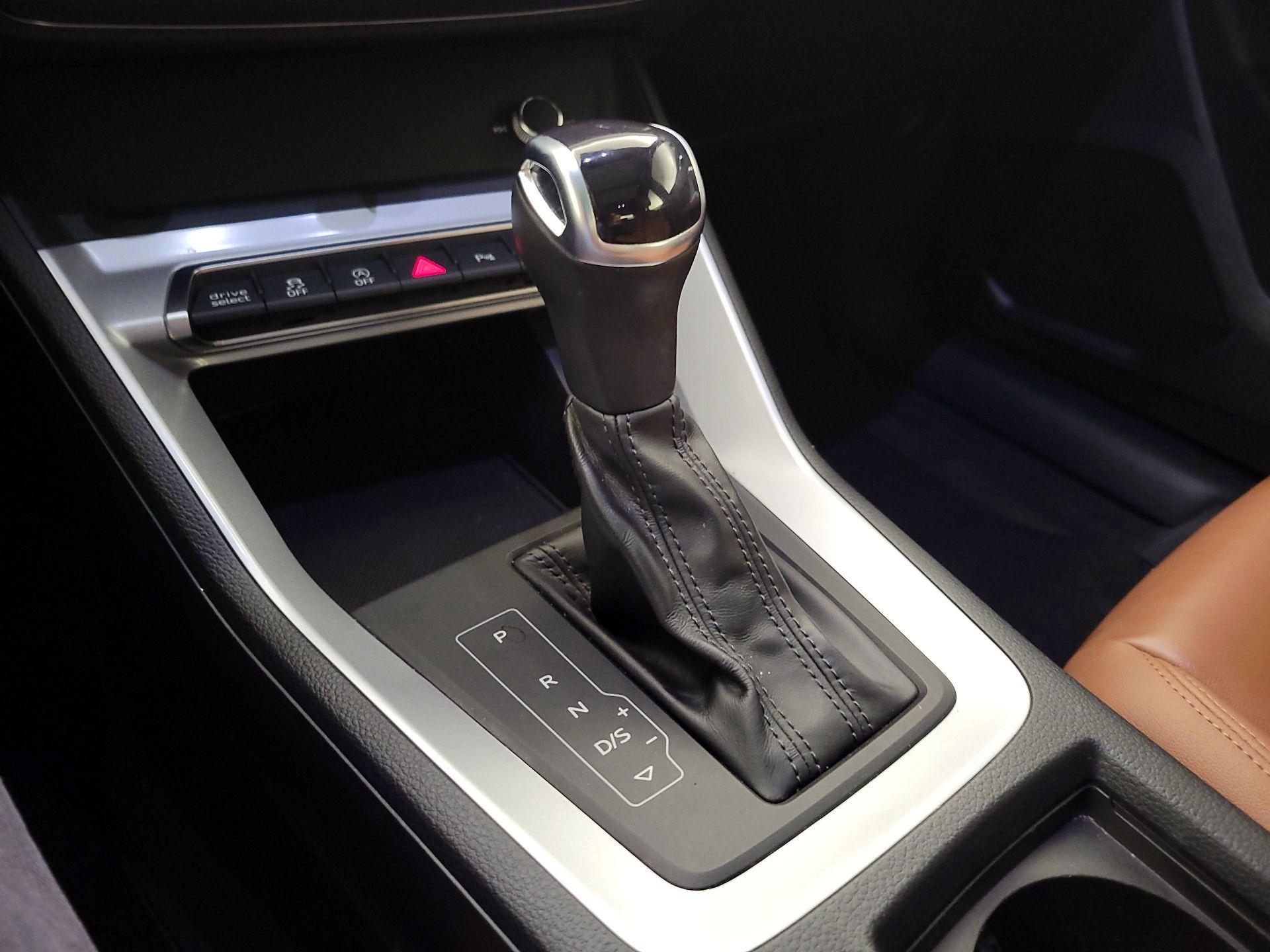 Thumbnail: 2022 Audi Q3 - 17