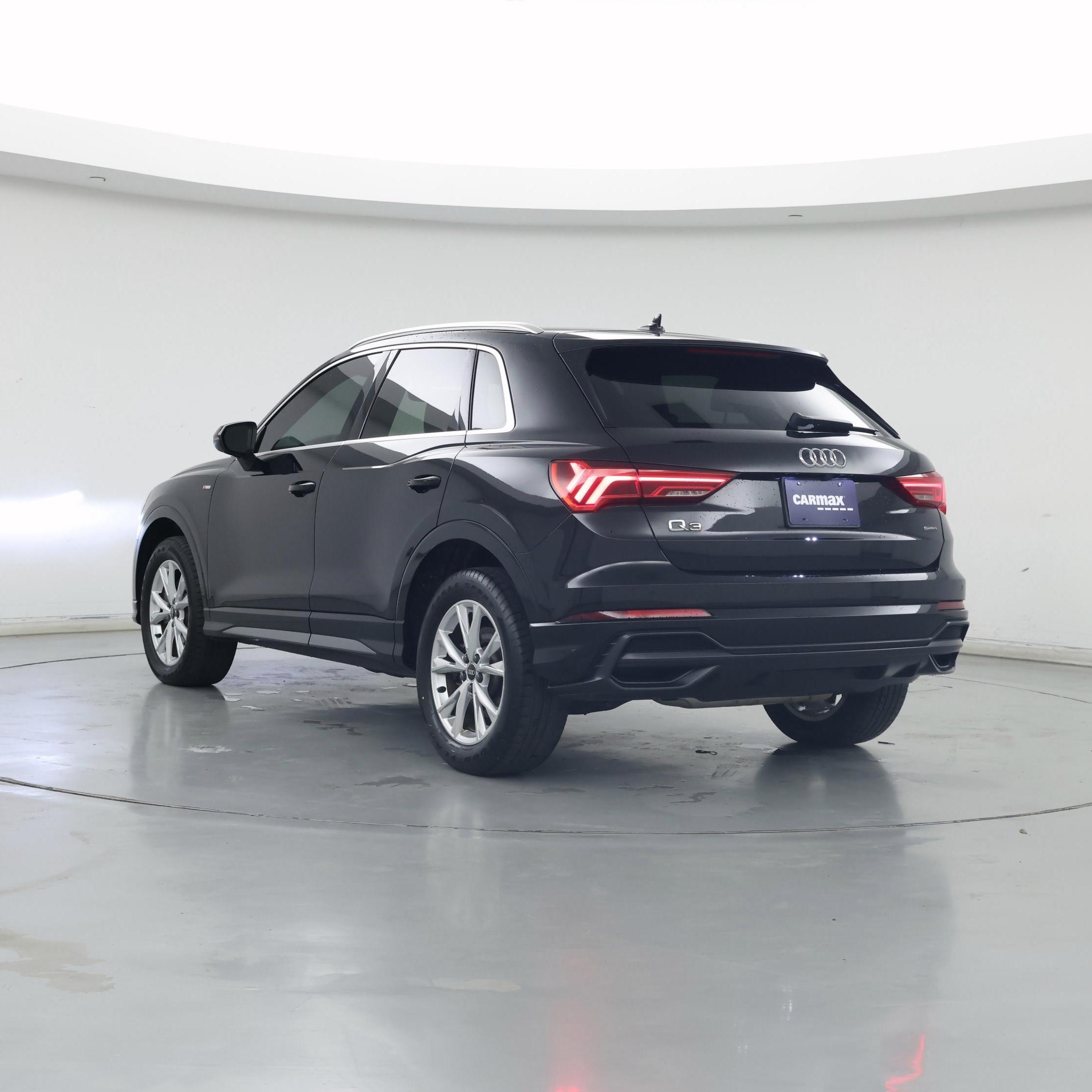 Thumbnail: 2022 Audi Q3 - 2