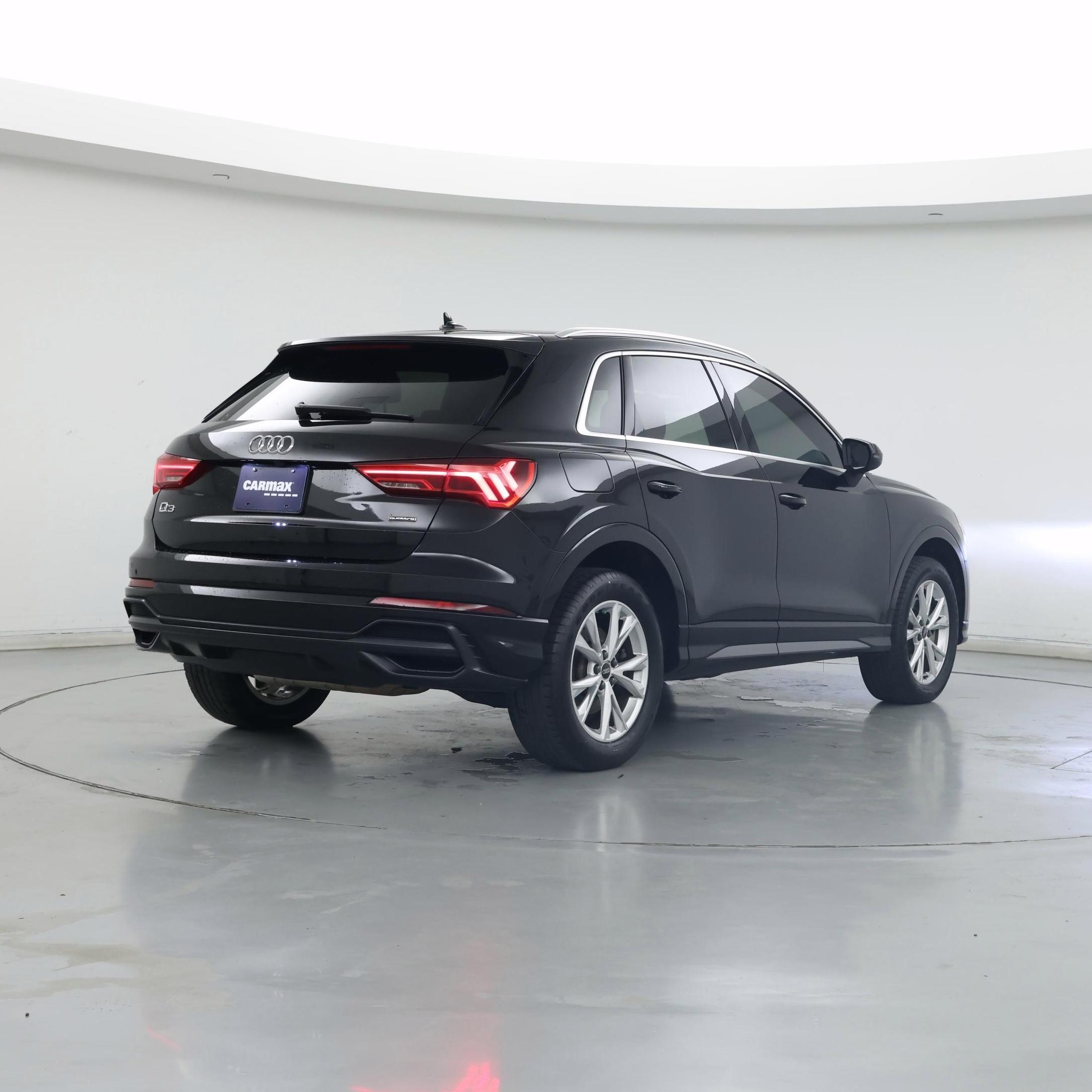 Thumbnail: 2022 Audi Q3 - 8