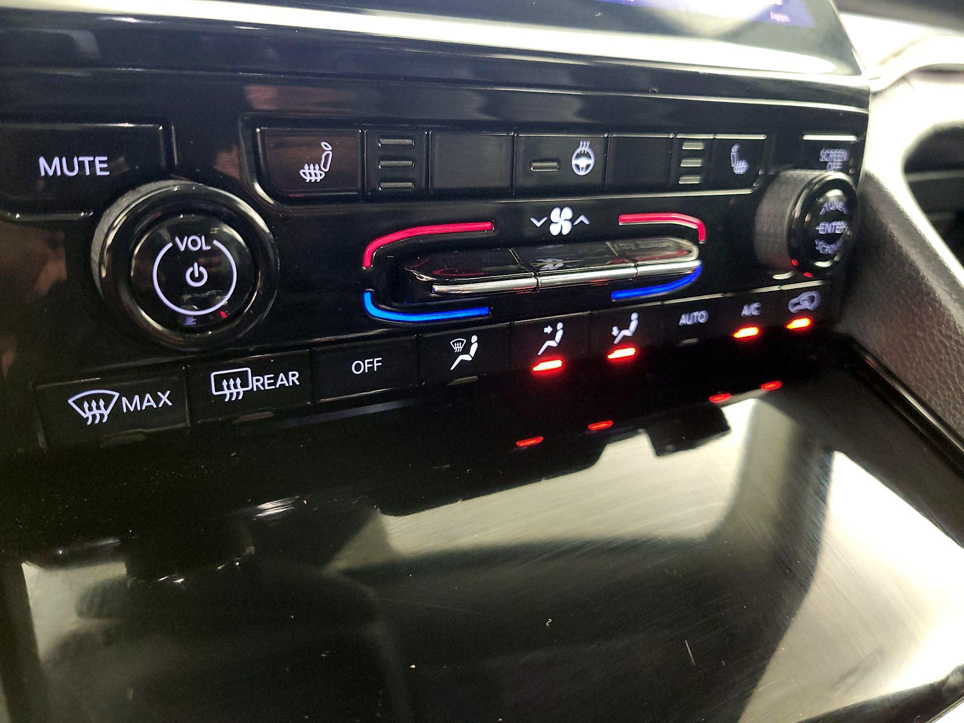 Thumbnail: 2022 Jeep Grand Cherokee L - 17