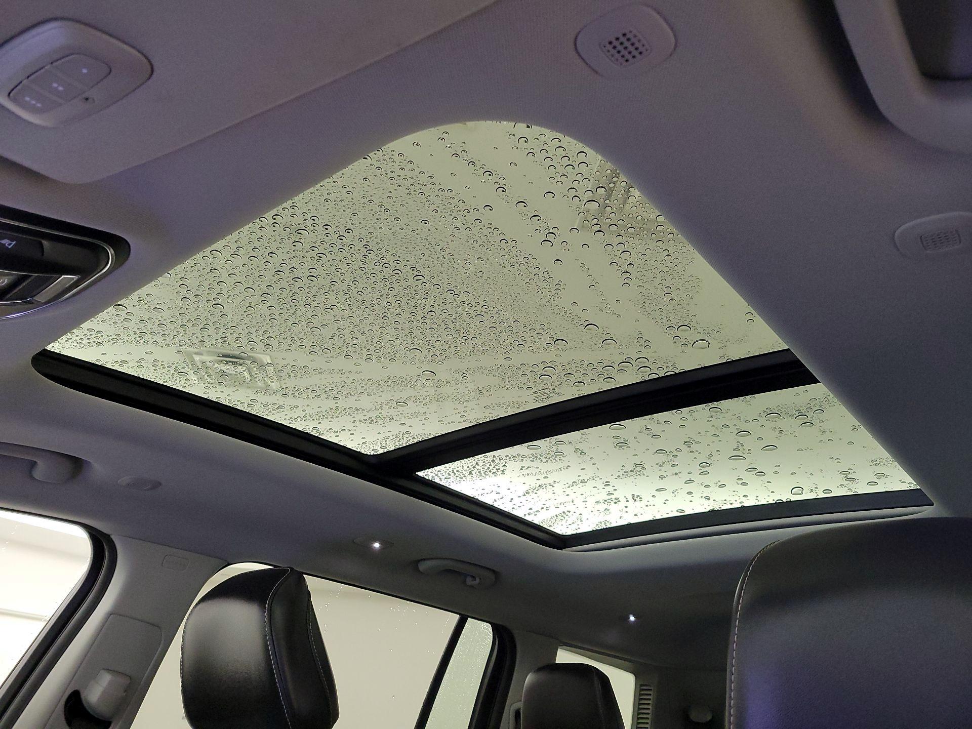 Thumbnail: 2022 Jeep Grand Cherokee L - 20