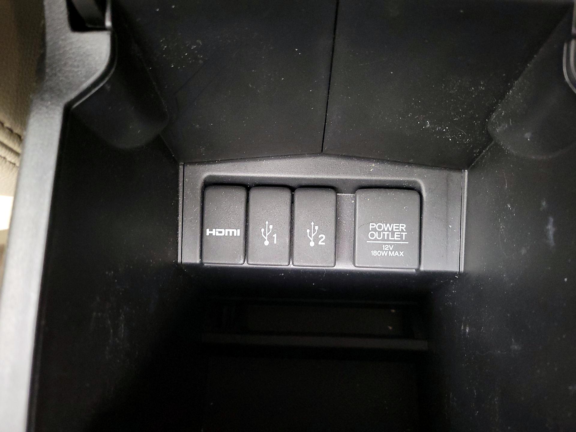 Thumbnail: 2016 Honda CR-V - 18