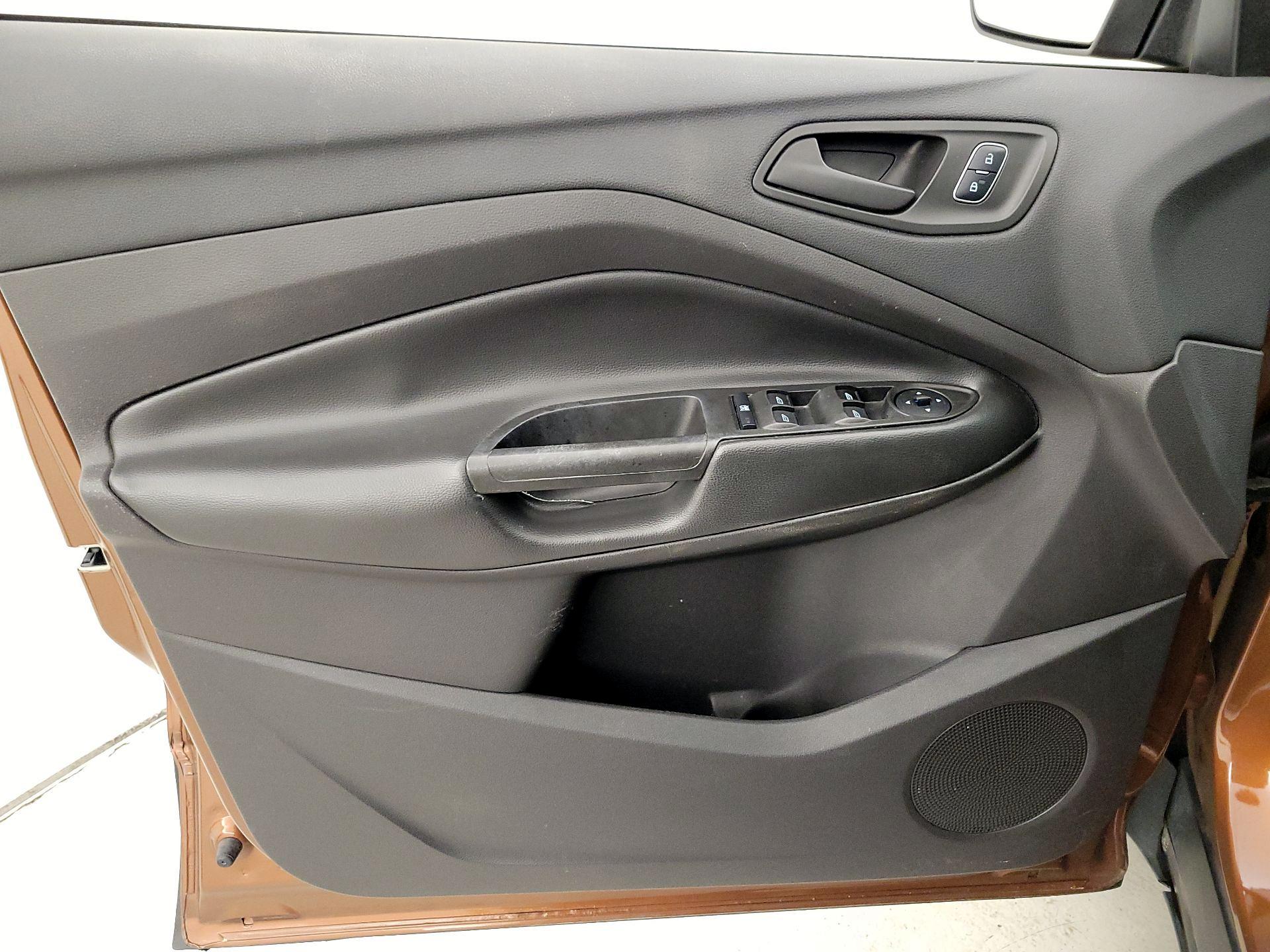 Thumbnail: 2017 Ford Escape - 12