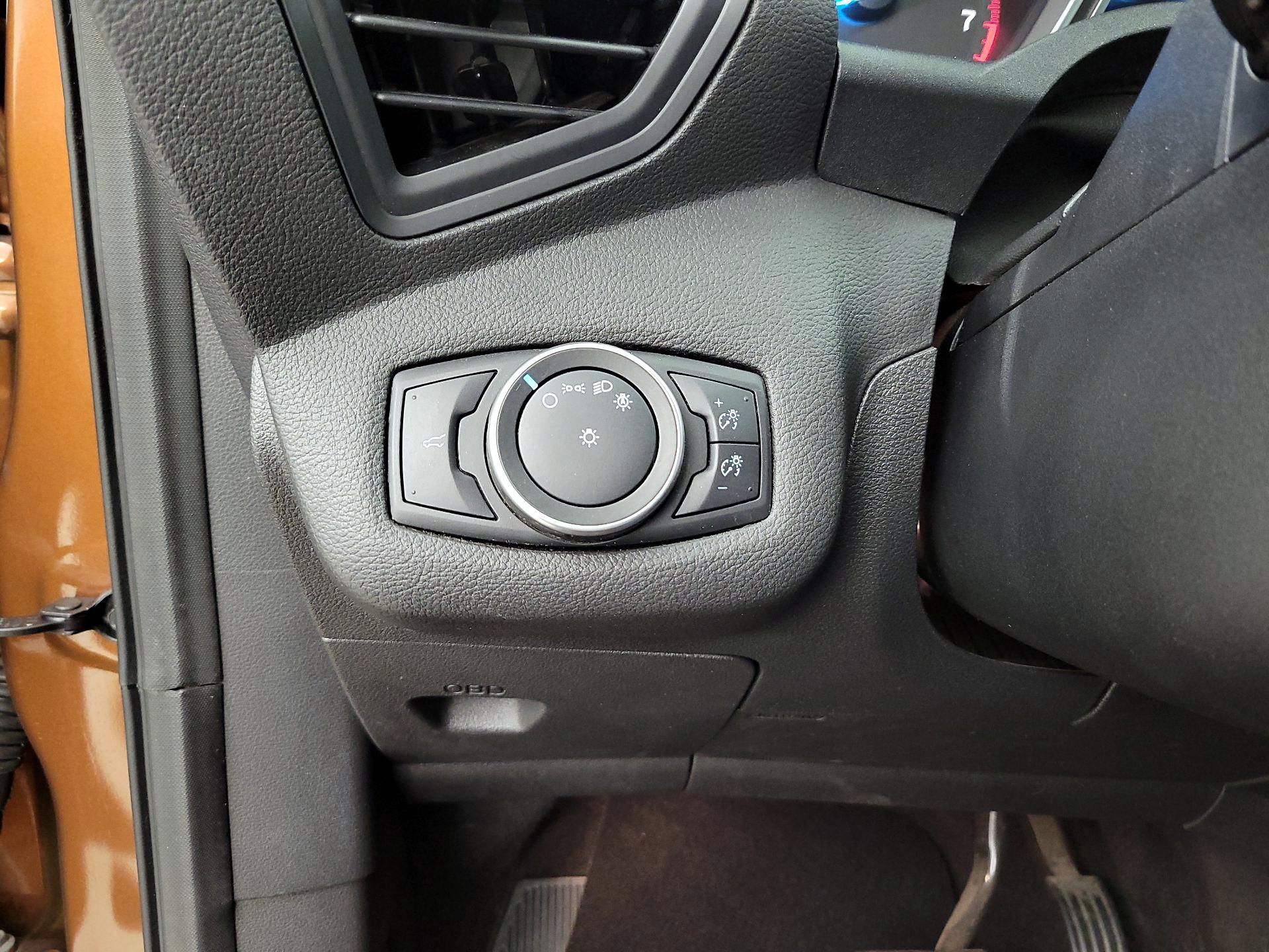 Thumbnail: 2017 Ford Escape - 13