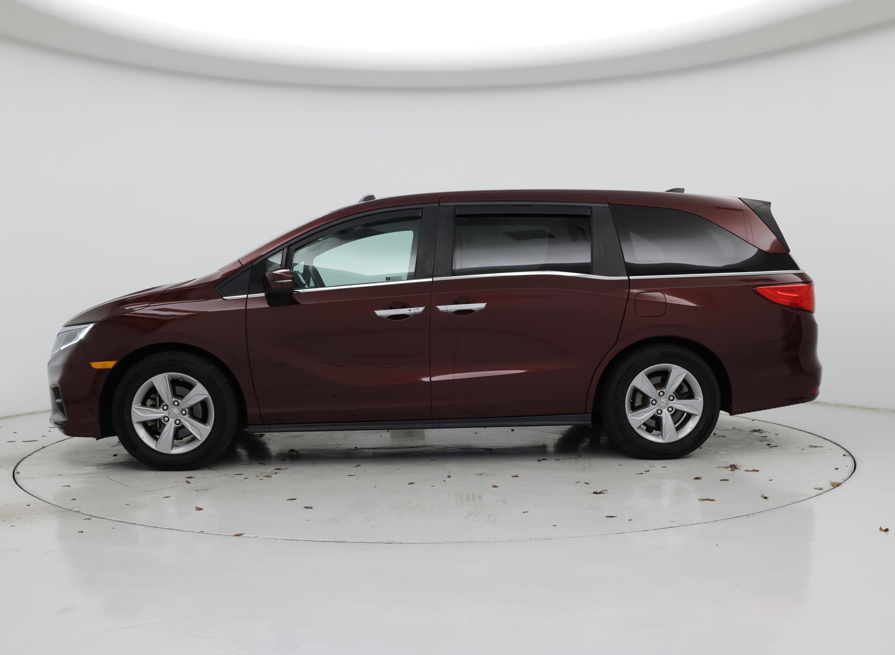 Thumbnail: 2019 Honda Odyssey - 3