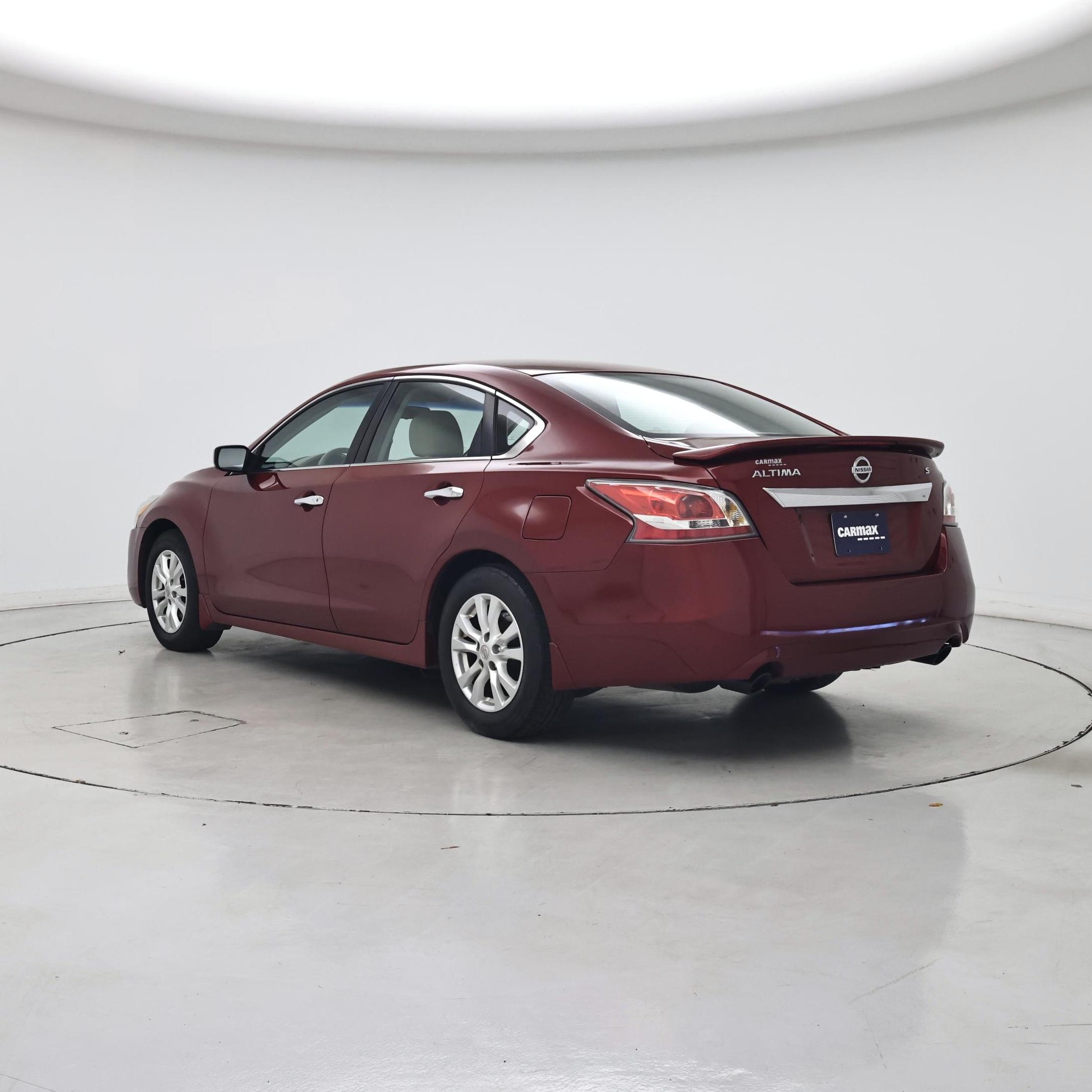 Thumbnail: 2015 Nissan Altima - 2