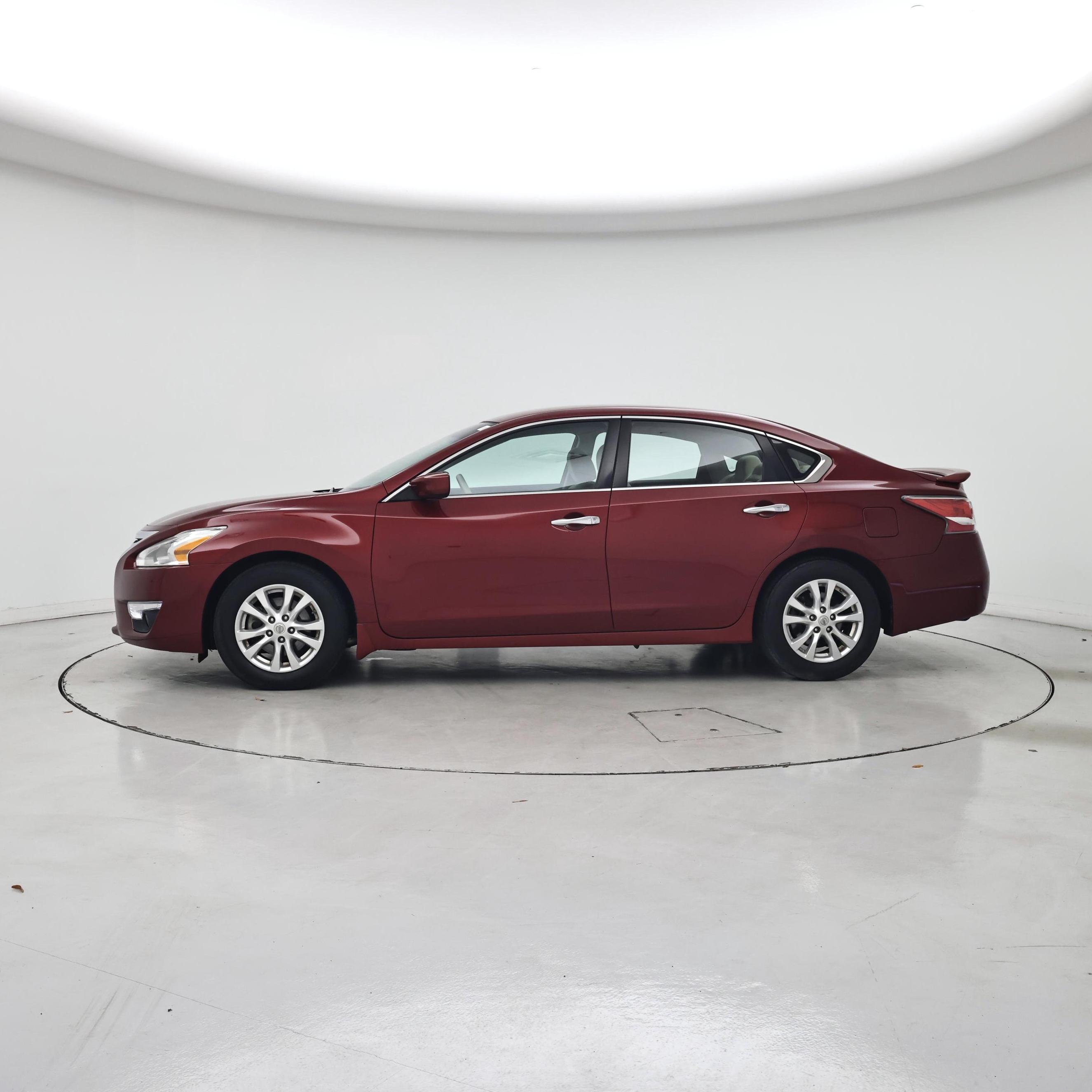 Thumbnail: 2015 Nissan Altima - 3