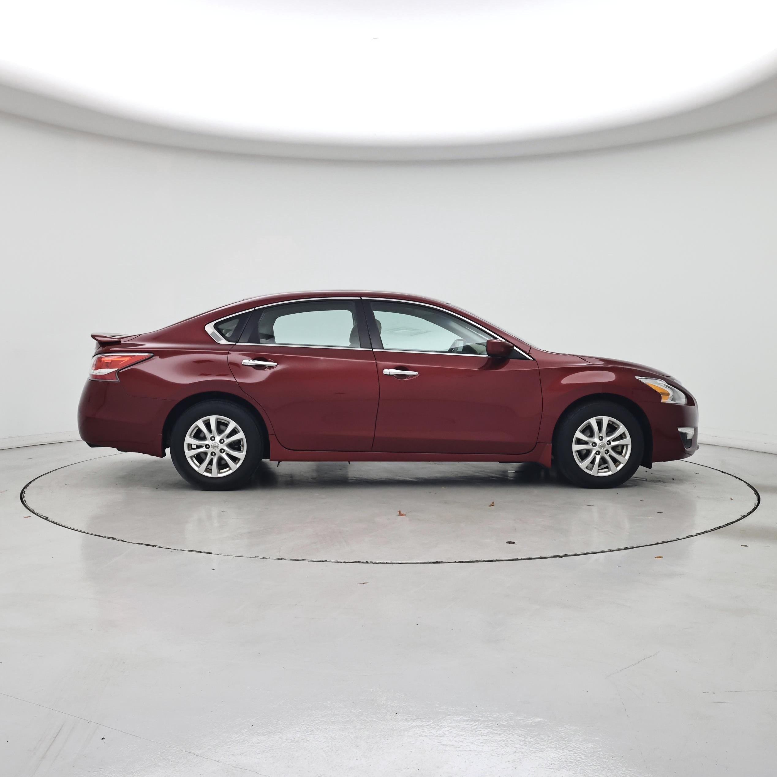 Thumbnail: 2015 Nissan Altima - 7