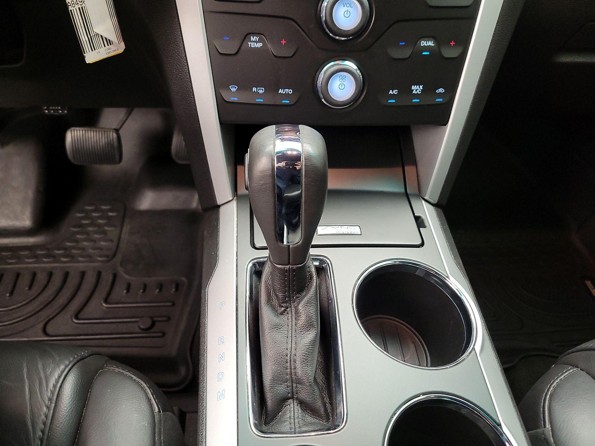 Thumbnail: 2014 Ford Explorer - 17