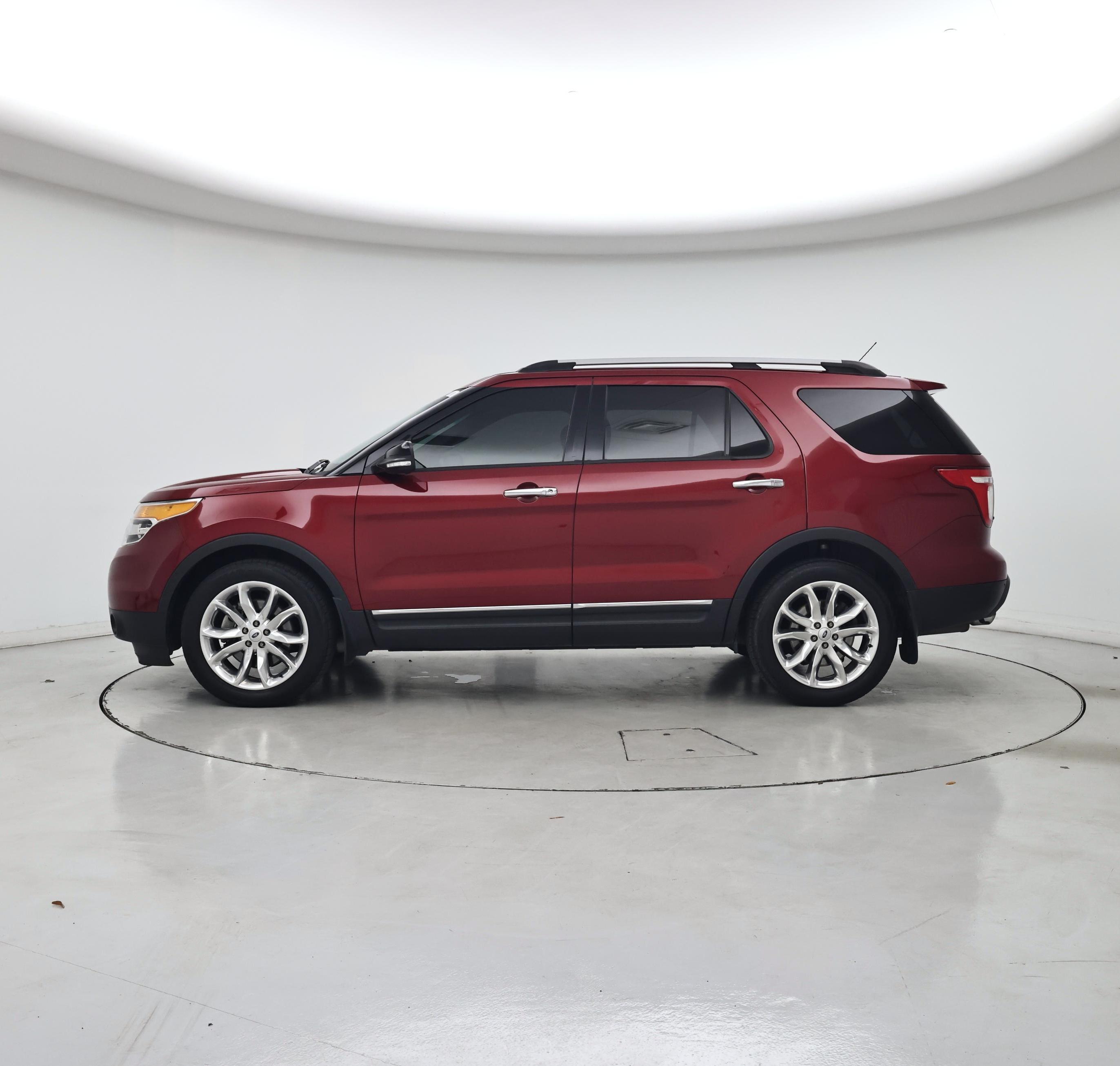 Thumbnail: 2014 Ford Explorer - 3
