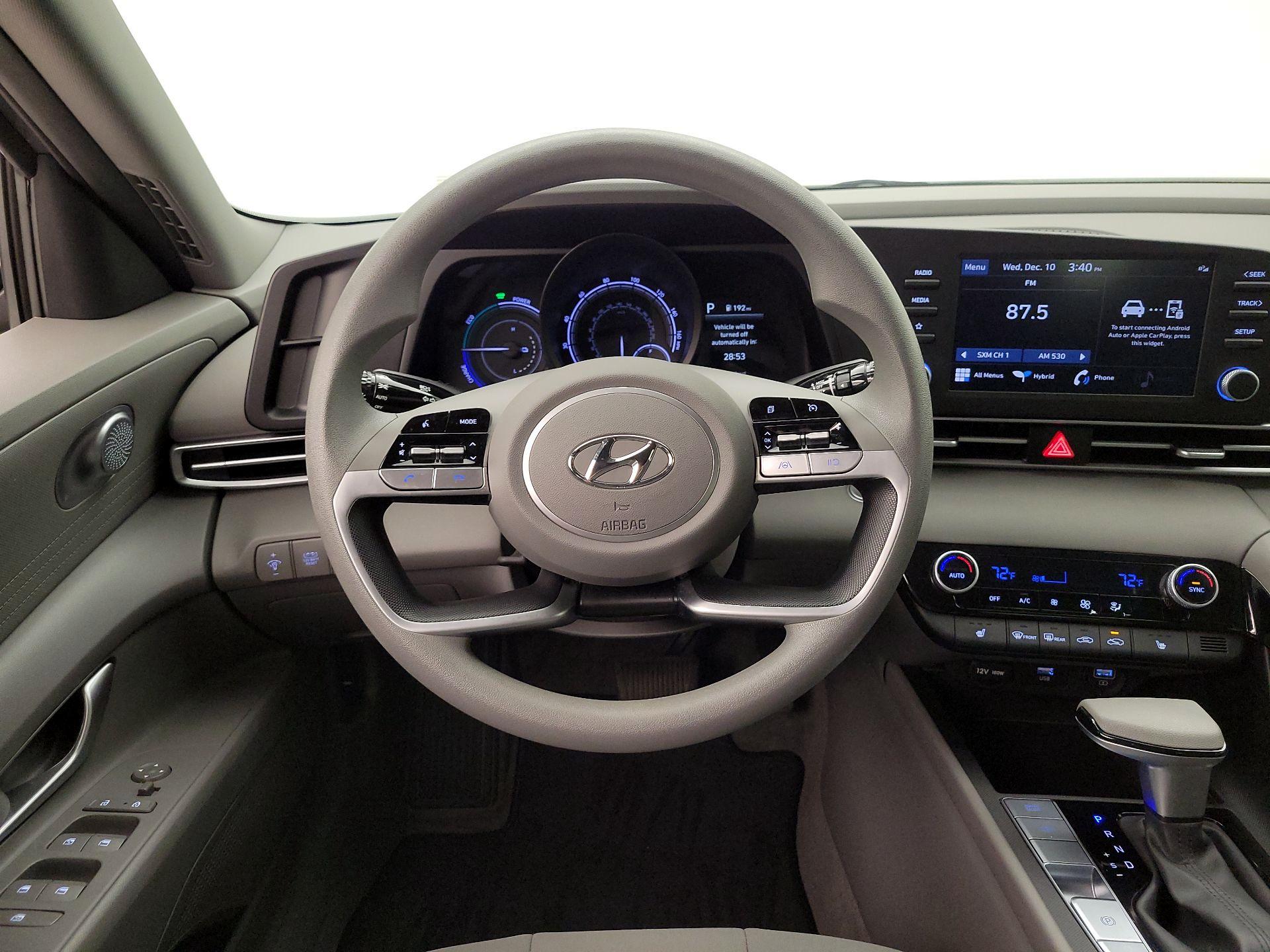 Thumbnail: 2023 Hyundai Elantra - 10