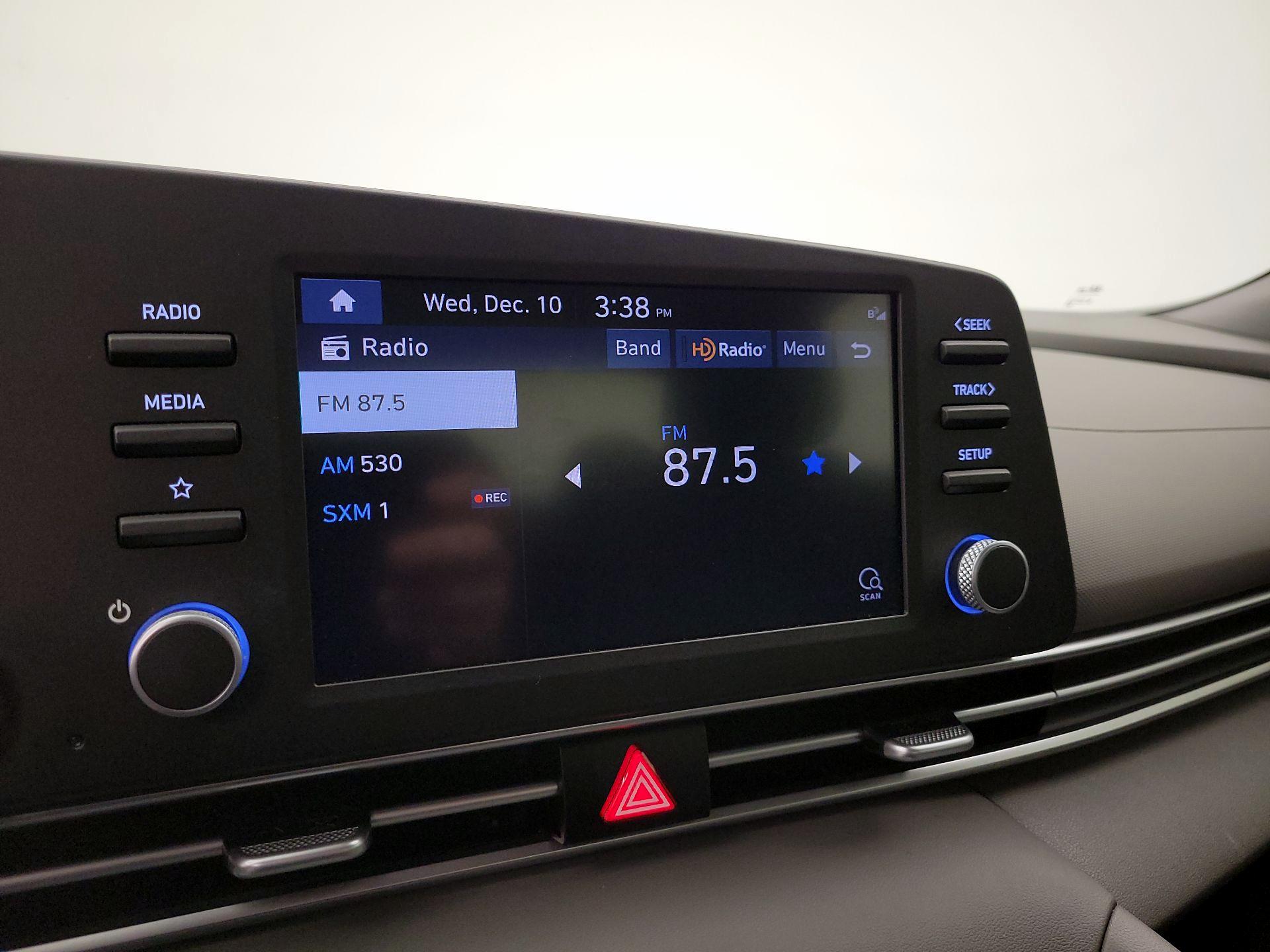 Thumbnail: 2023 Hyundai Elantra - 15