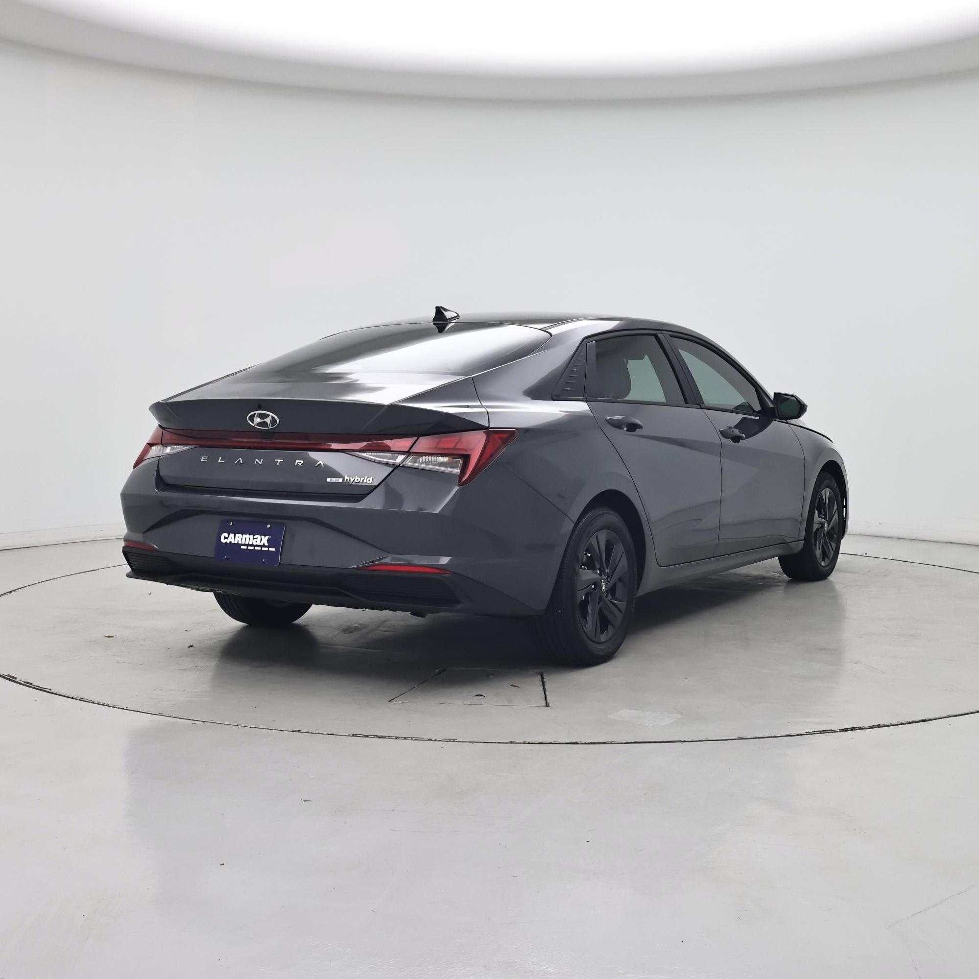 Thumbnail: 2023 Hyundai Elantra - 8