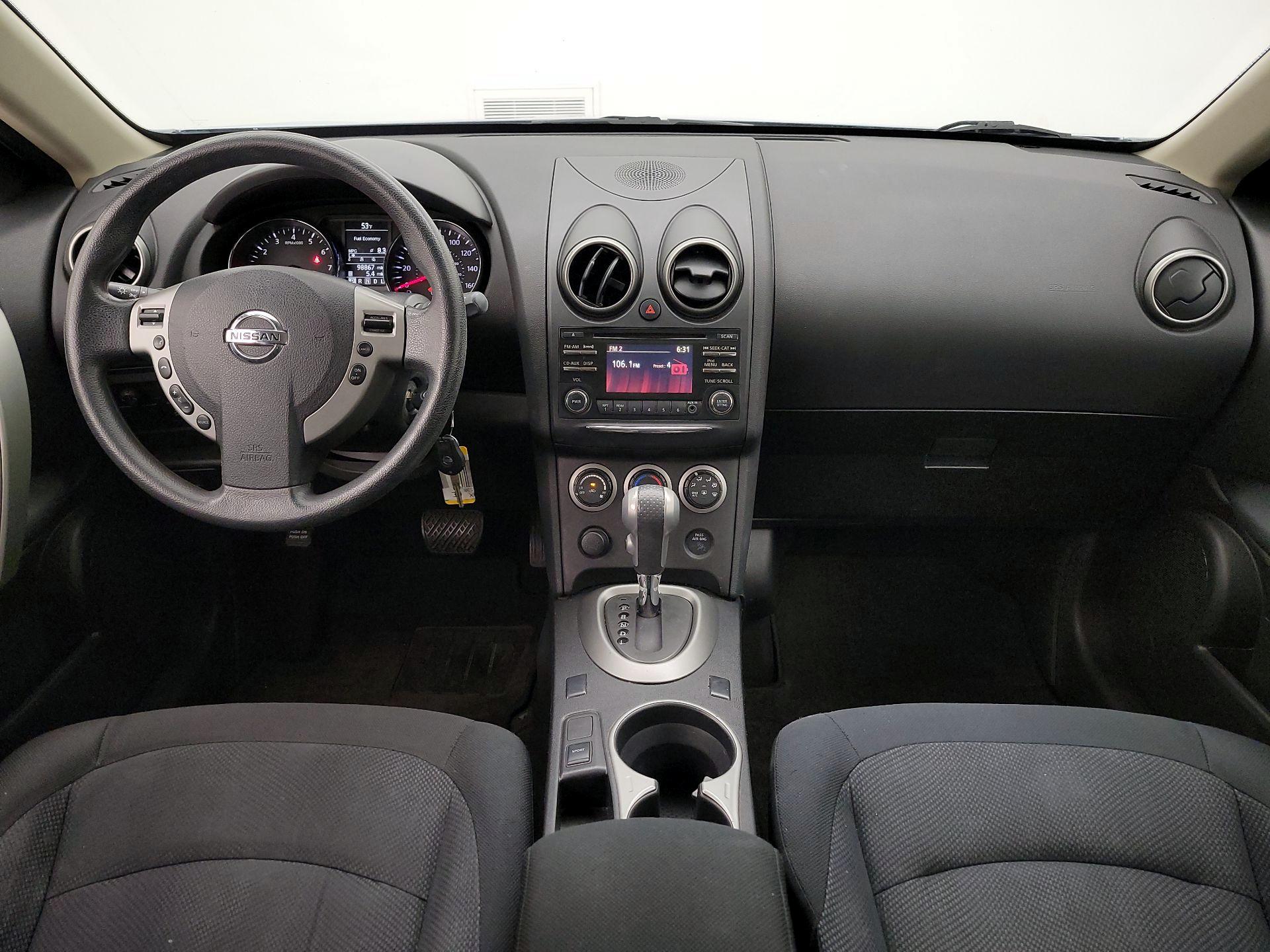 Thumbnail: 2015 Nissan Rogue - 9