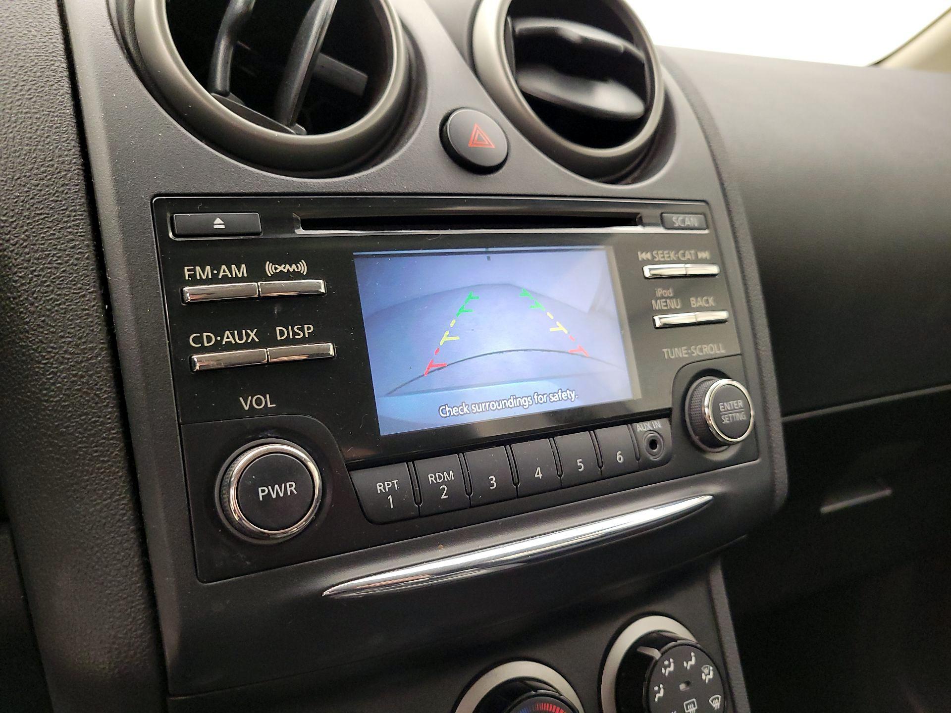 Thumbnail: 2015 Nissan Rogue - 14