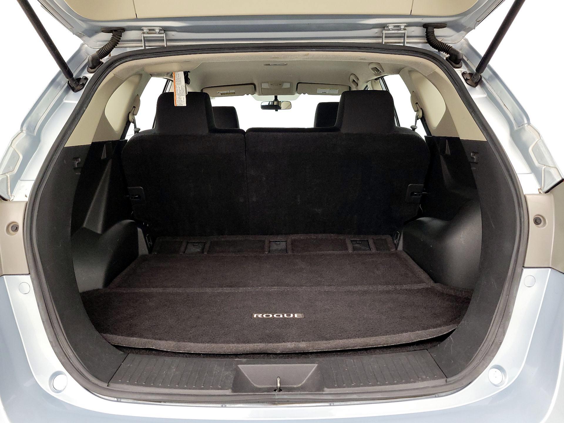 Thumbnail: 2015 Nissan Rogue - 20