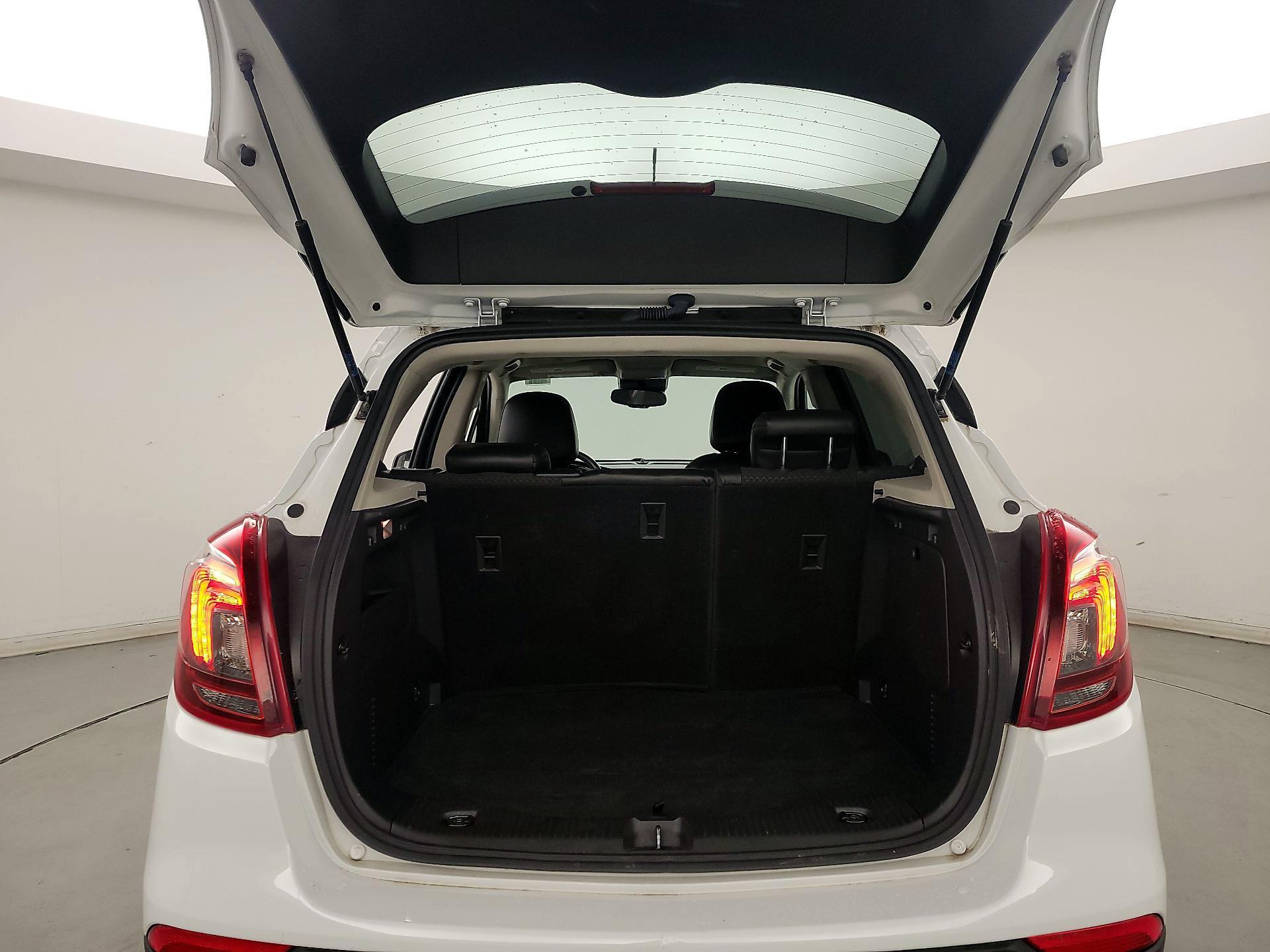 Thumbnail: 2021 Buick Encore - 20