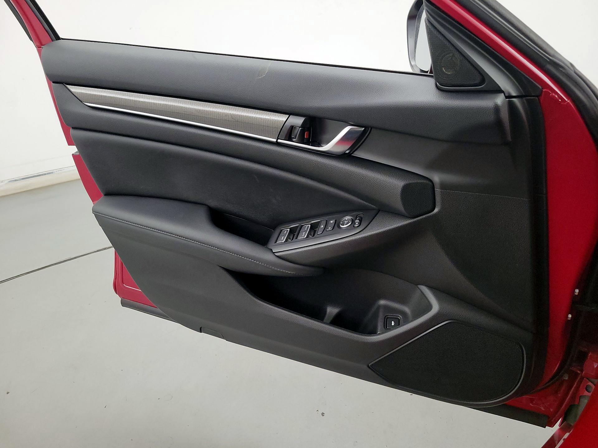 Thumbnail: 2021 Honda Accord - 12