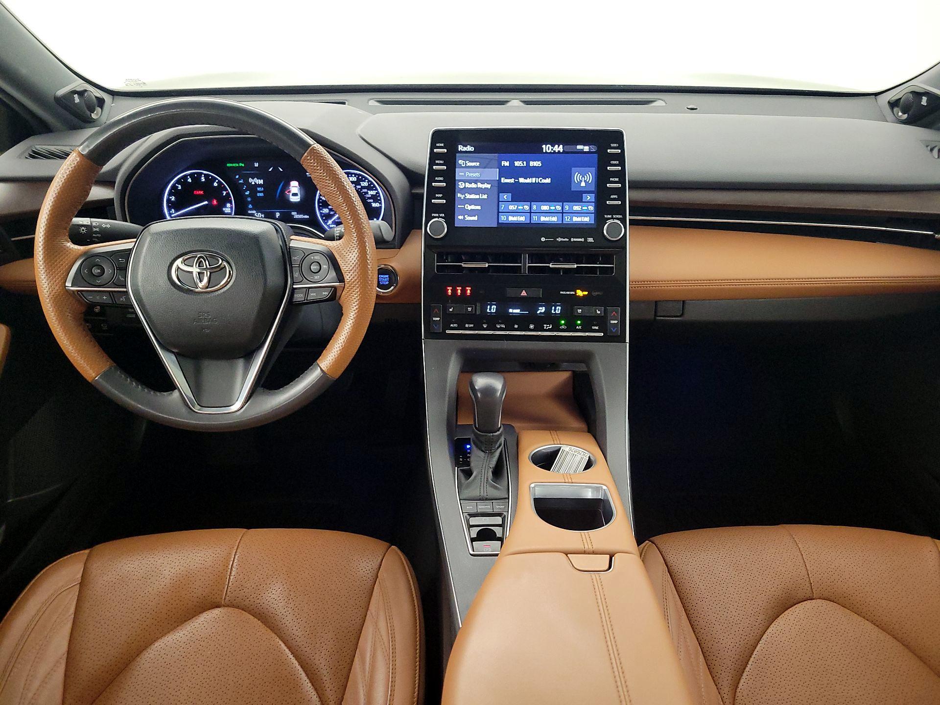 Thumbnail: 2022 Toyota Avalon - 9