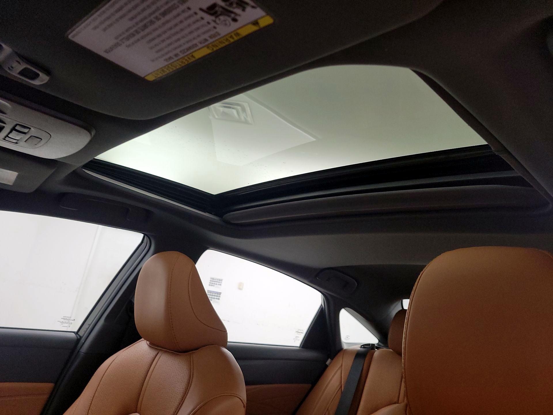 Thumbnail: 2022 Toyota Avalon - 20