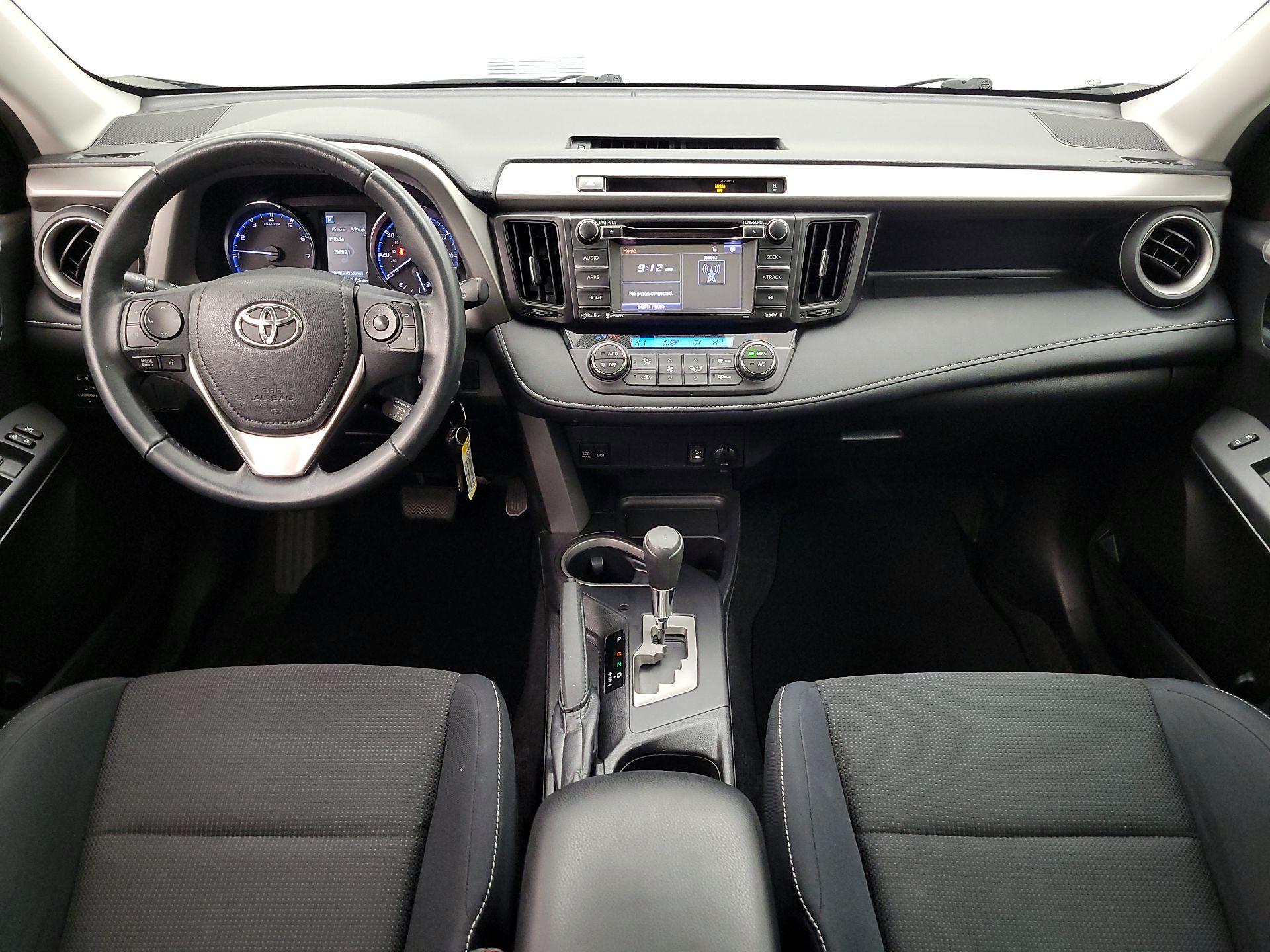 Thumbnail: 2016 Toyota RAV4 - 9
