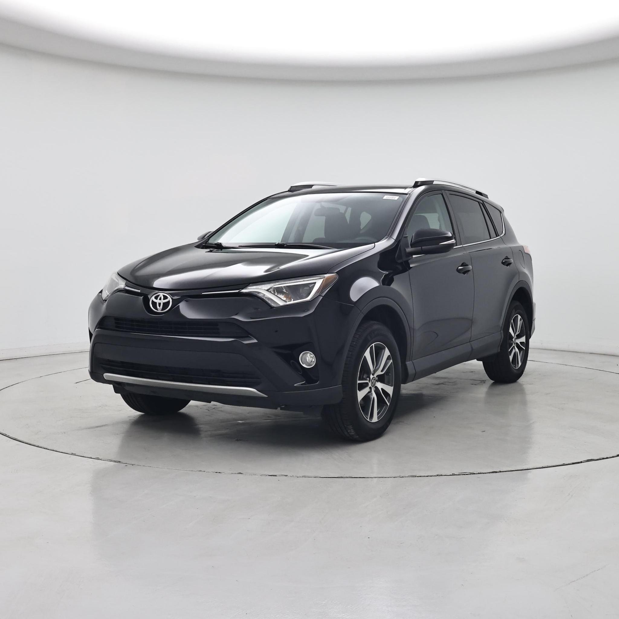 Thumbnail: 2016 Toyota RAV4 - 4