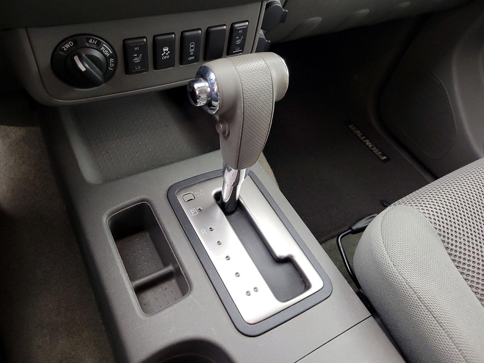 Thumbnail: 2014 Nissan Frontier - 17