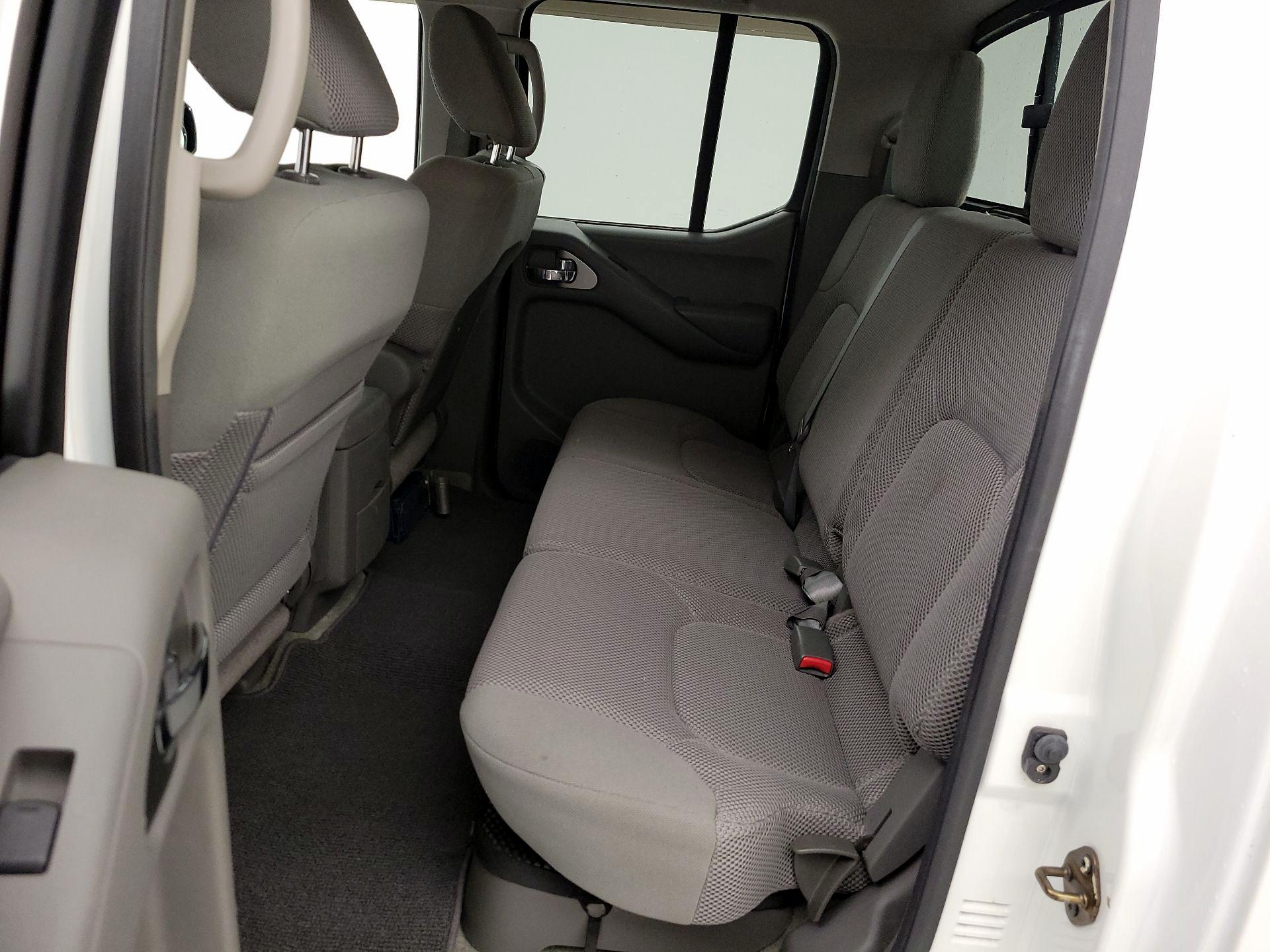 Thumbnail: 2014 Nissan Frontier - 19