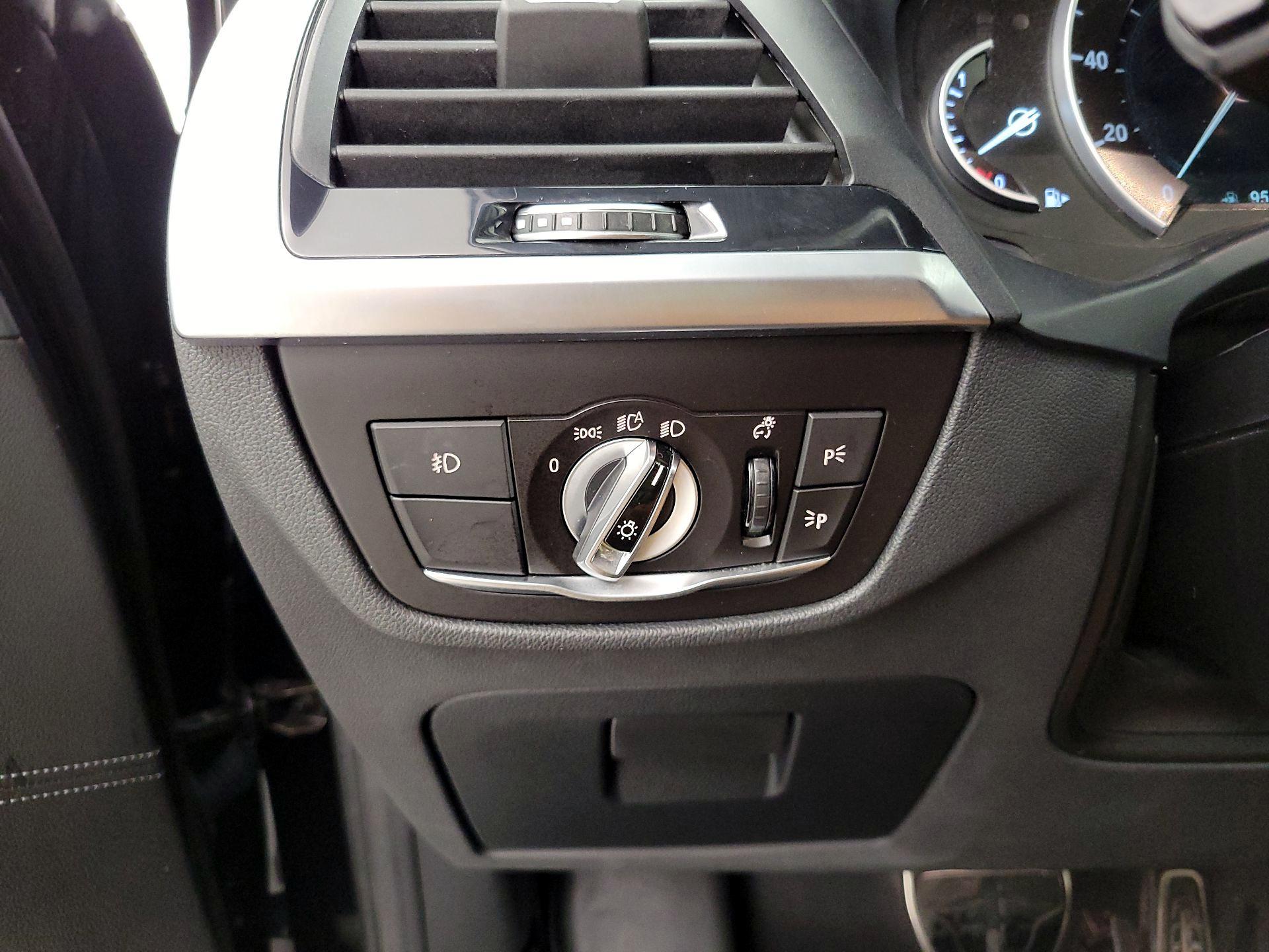 Thumbnail: 2018 BMW X3 - 13