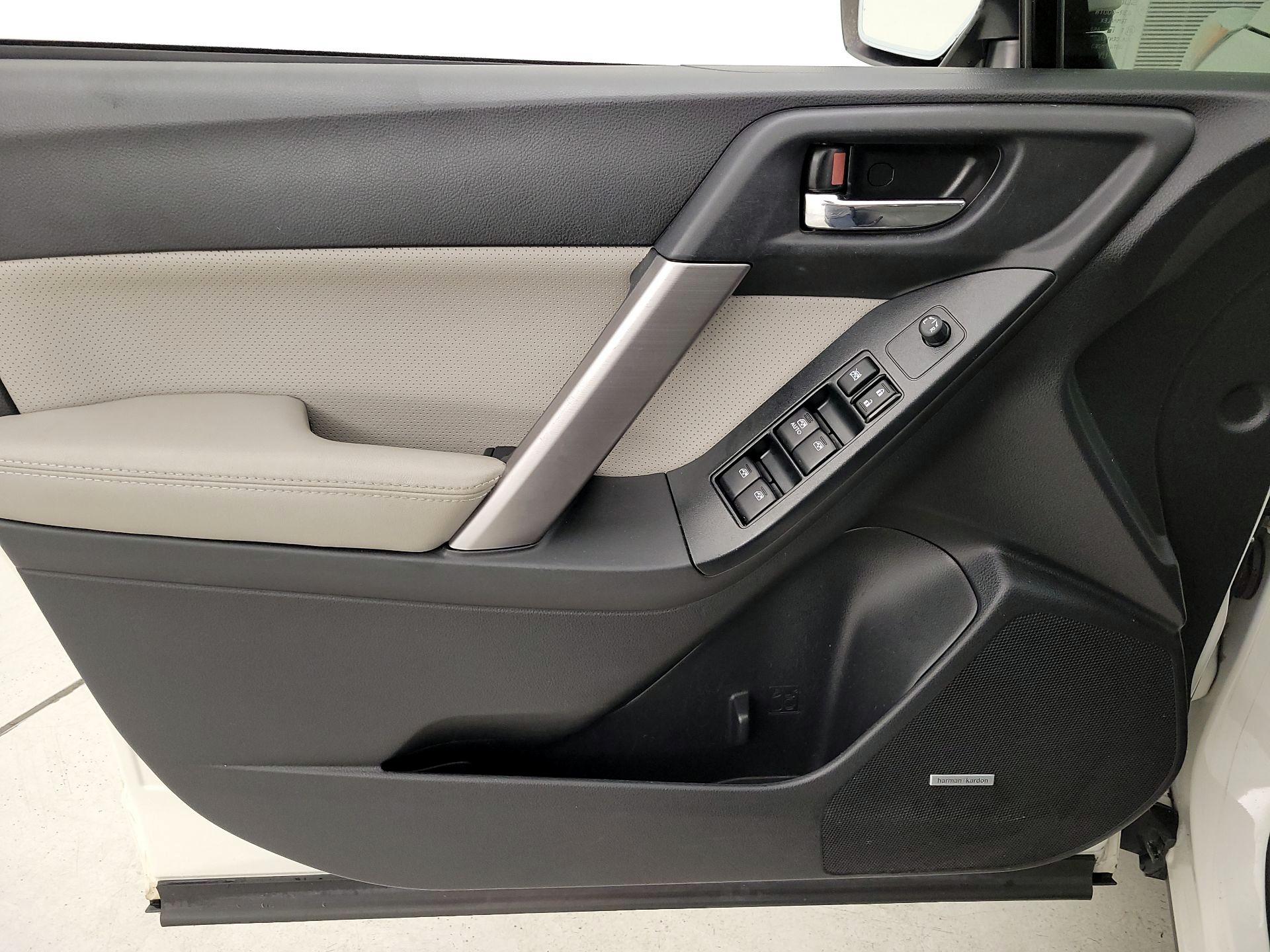 Thumbnail: 2016 Subaru Forester - 12