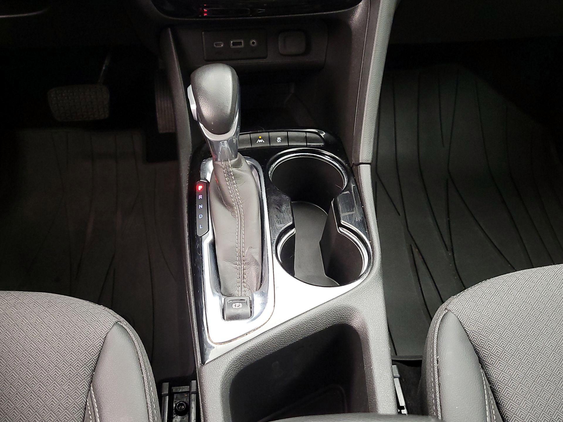 Thumbnail: 2022 Buick Encore GX - 17