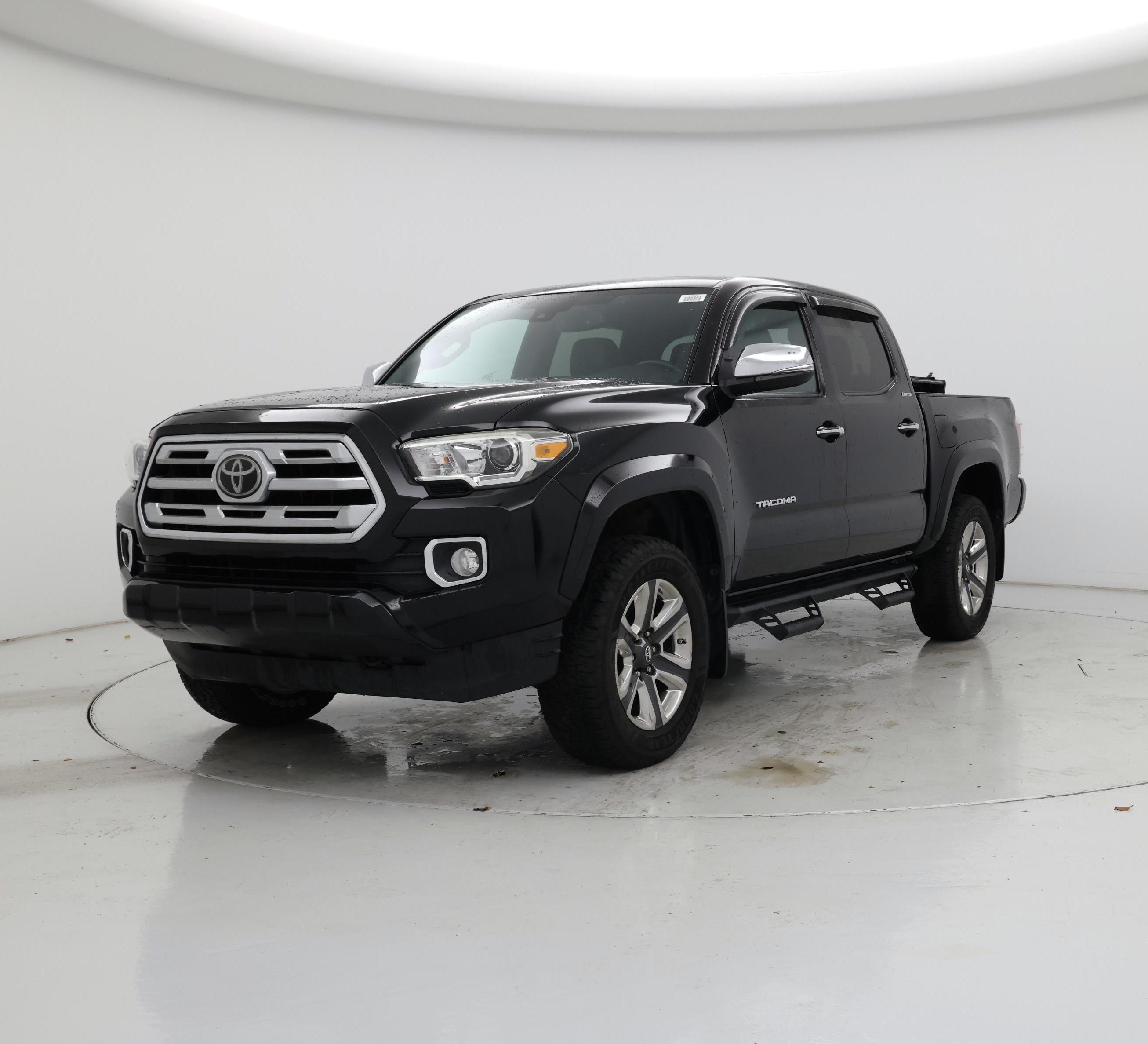 Thumbnail: 2018 Toyota Tacoma - 4