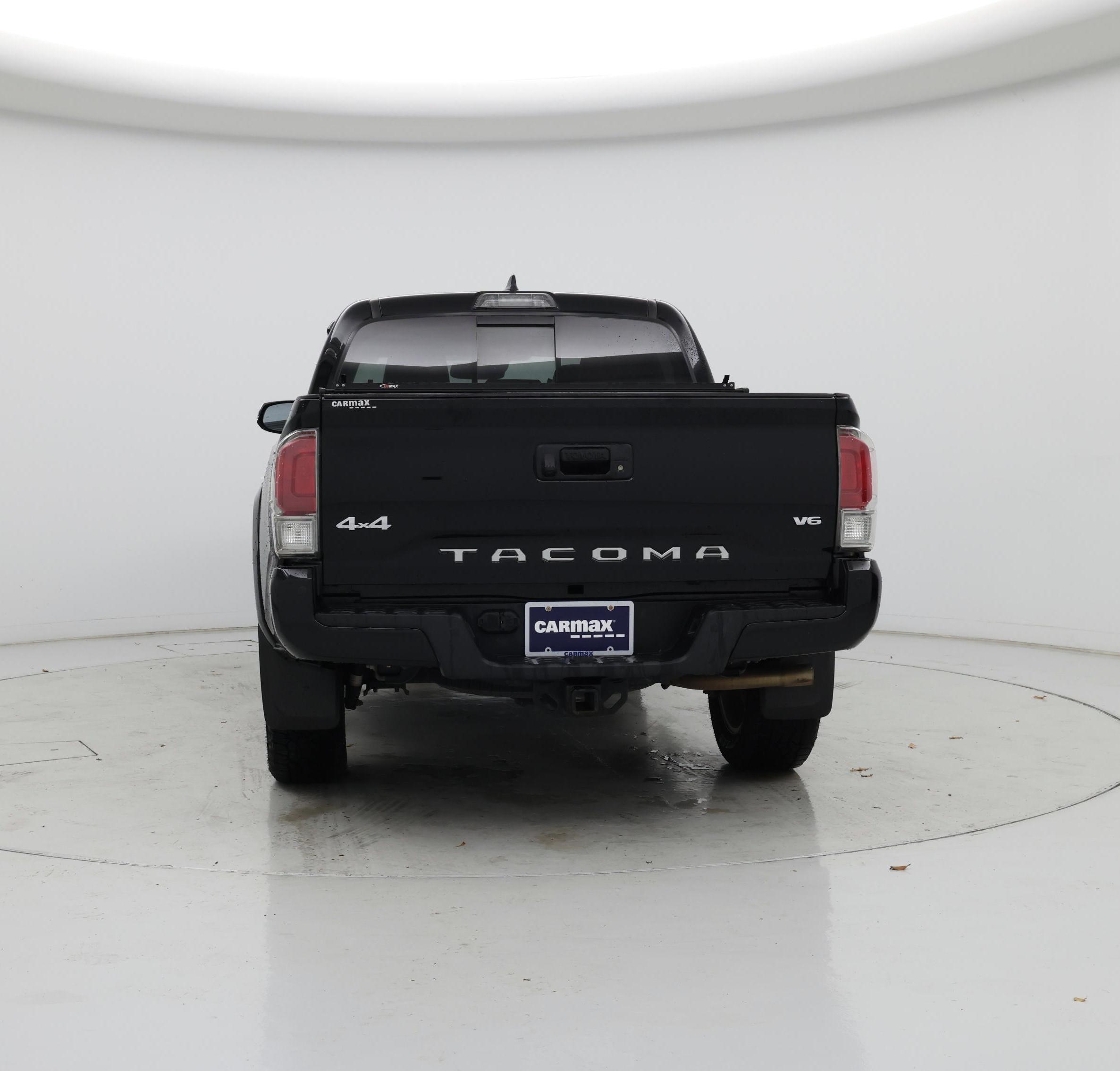 Thumbnail: 2018 Toyota Tacoma - 6