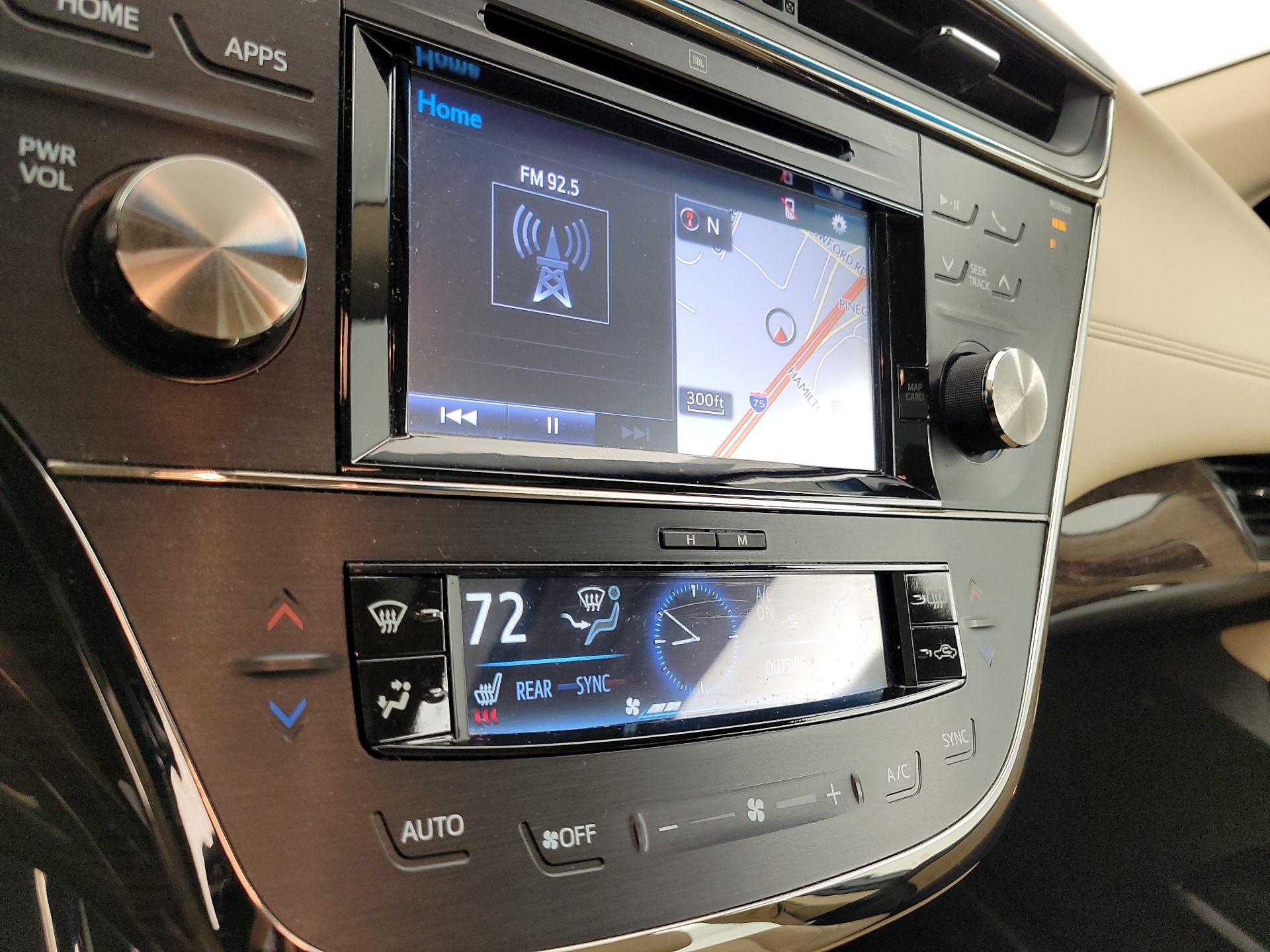 Thumbnail: 2015 Toyota Avalon - 17