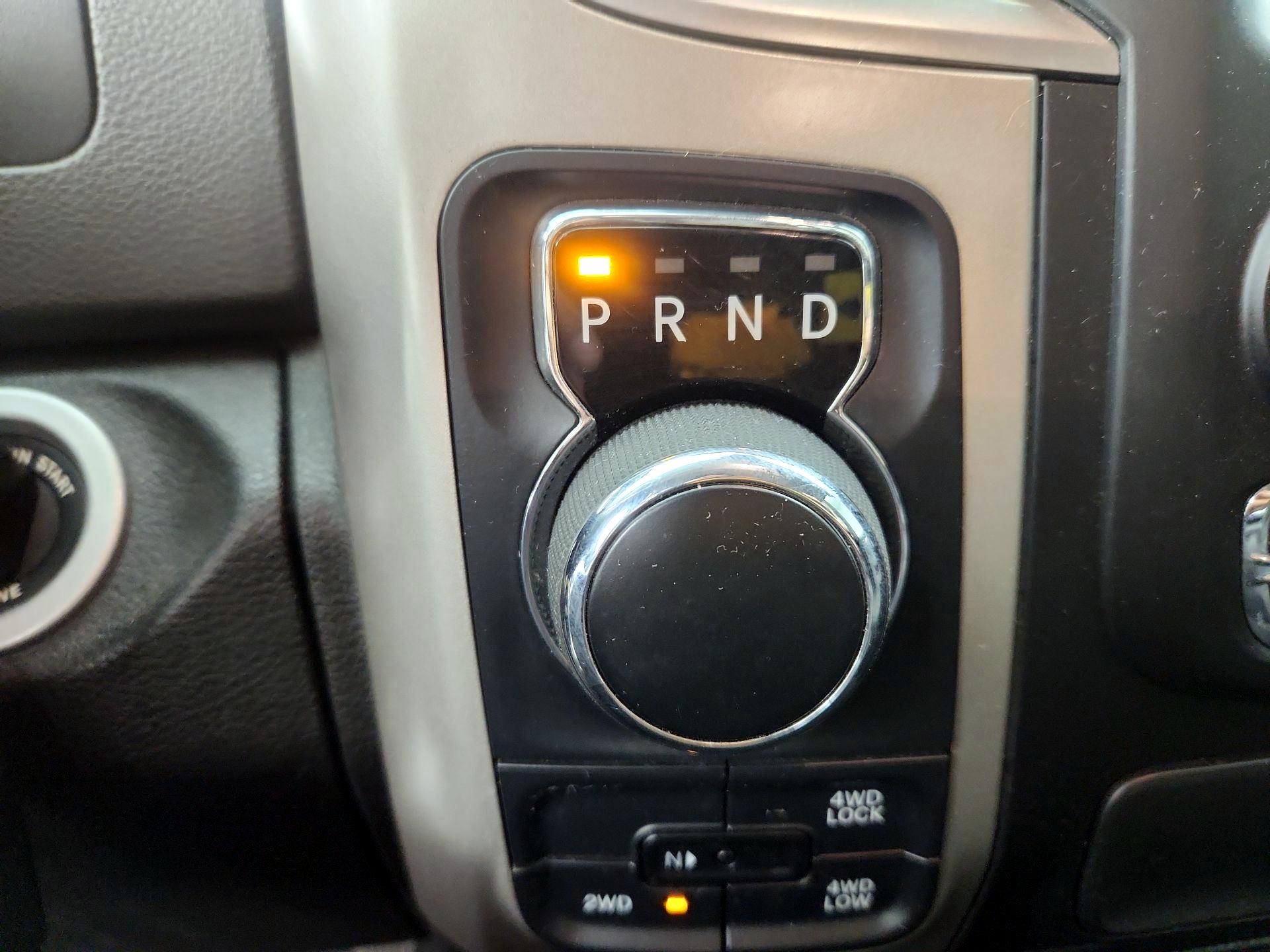 Thumbnail: 2020 RAM 1500 Classic - 17