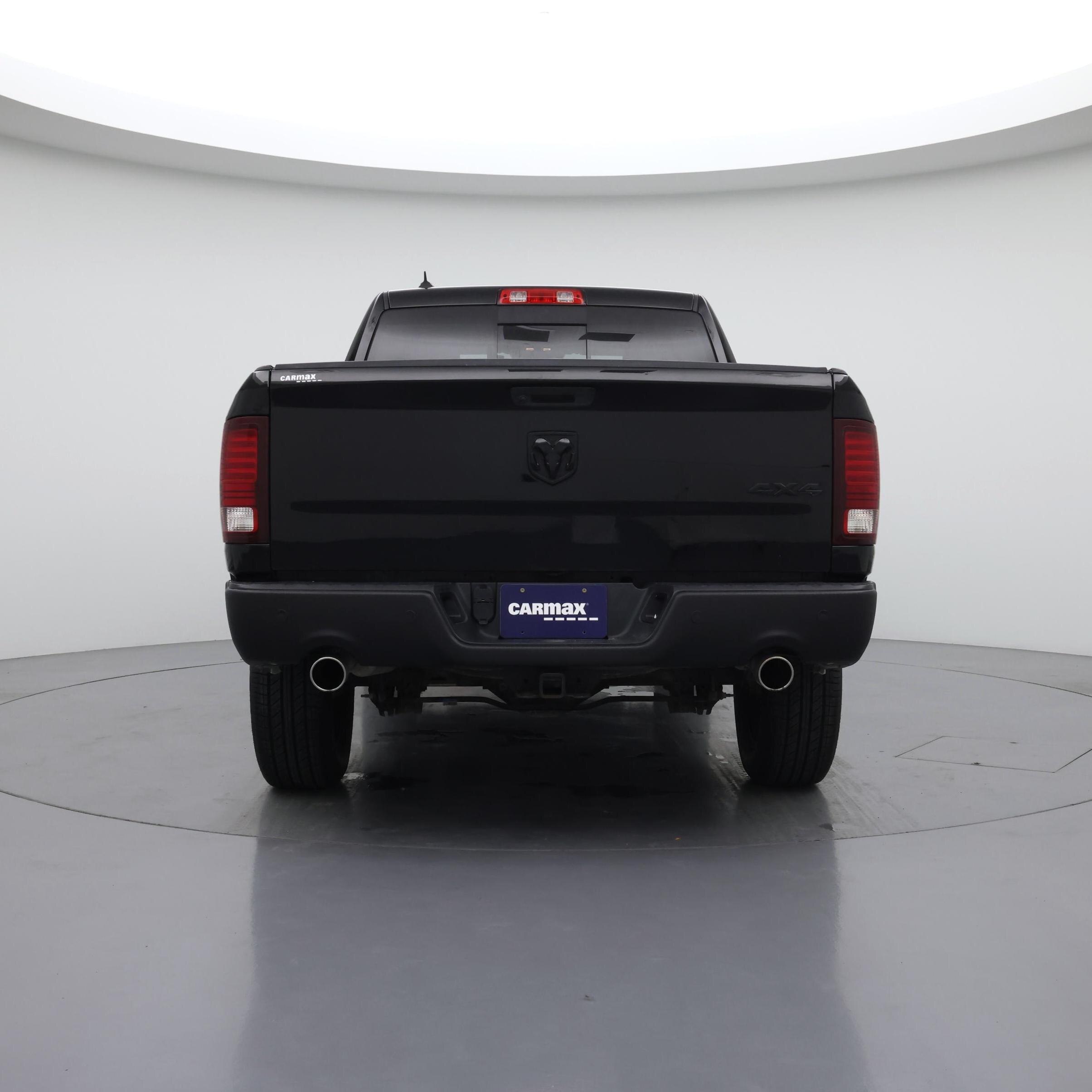 Thumbnail: 2020 RAM 1500 Classic - 6