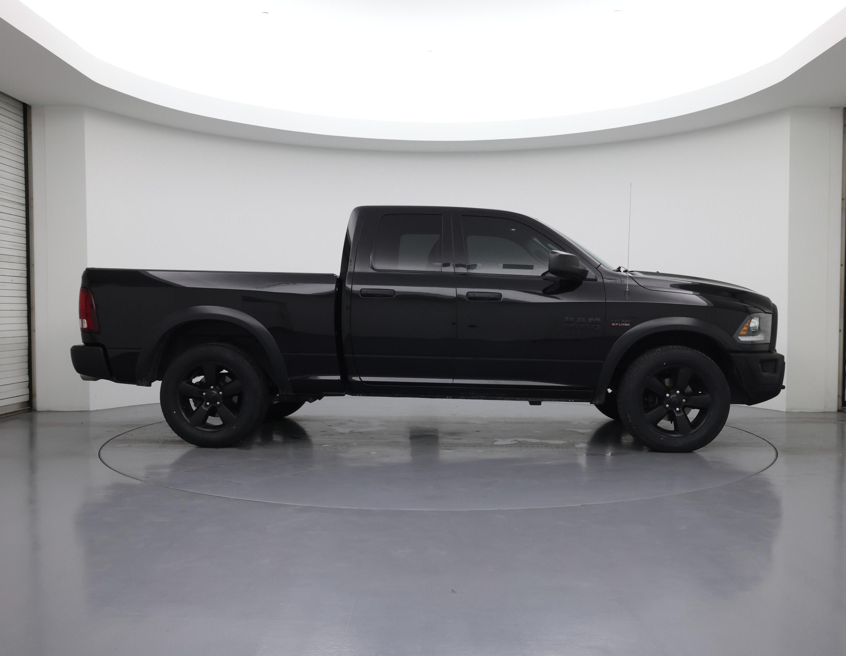 Thumbnail: 2020 RAM 1500 Classic - 7