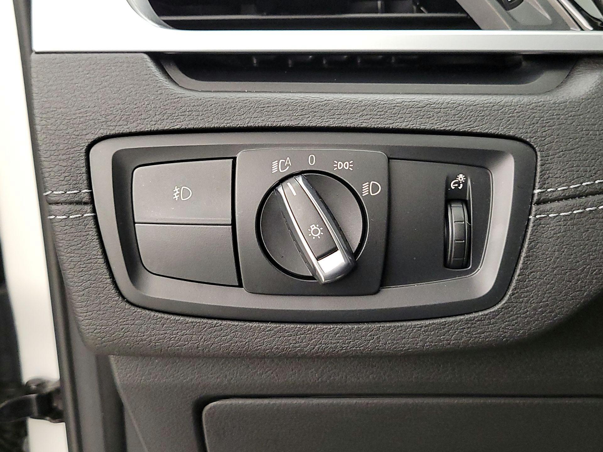 Thumbnail: 2020 BMW X1 - 13