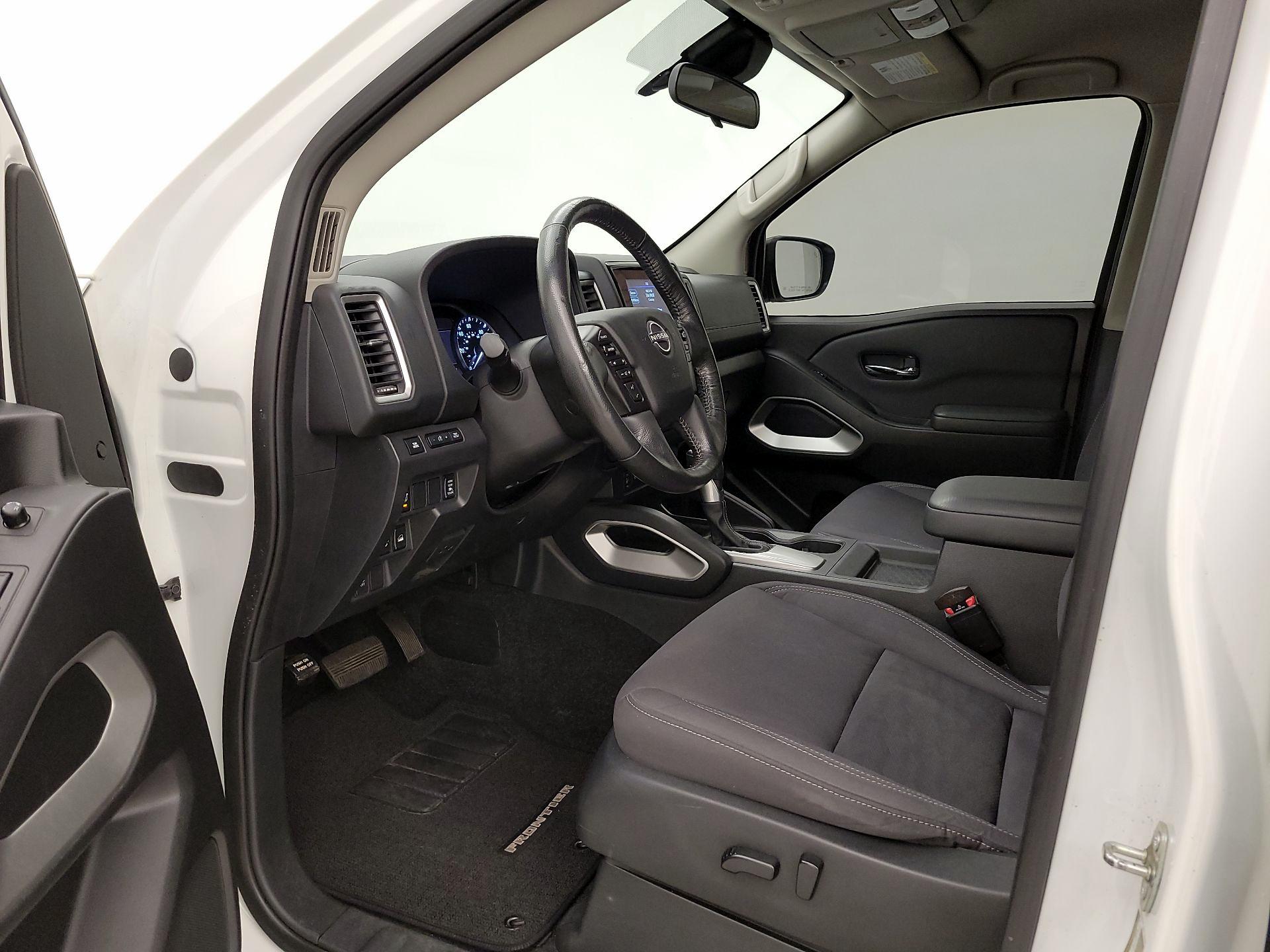 Thumbnail: 2022 Nissan Frontier - 11