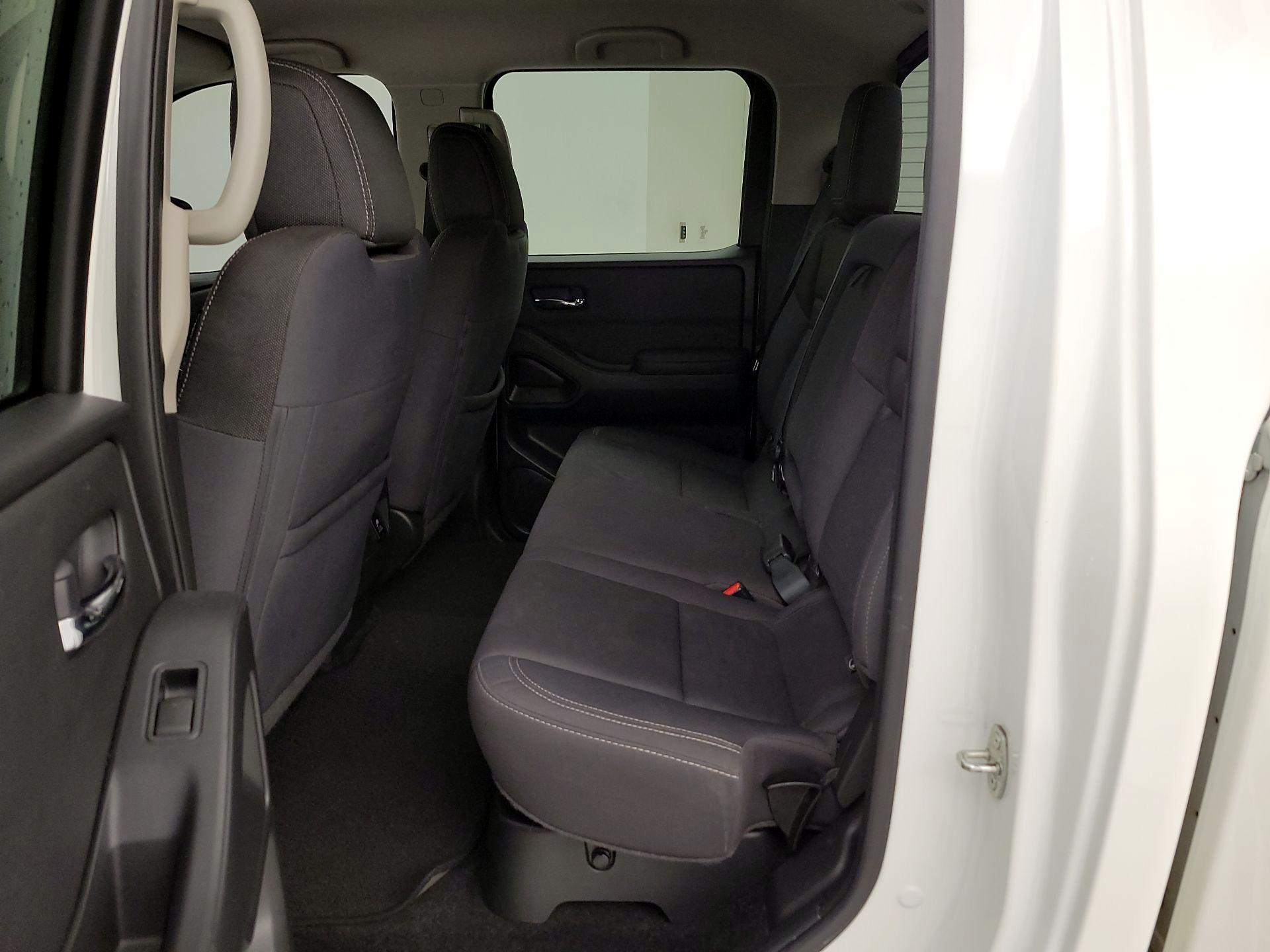 Thumbnail: 2022 Nissan Frontier - 19