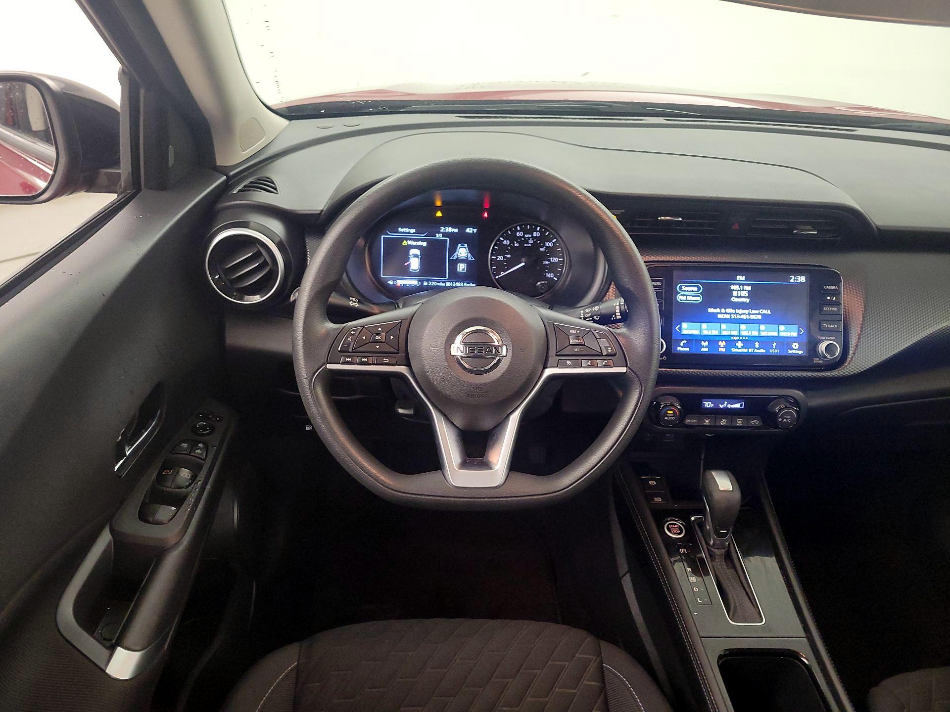 Thumbnail: 2021 Nissan Kicks - 10