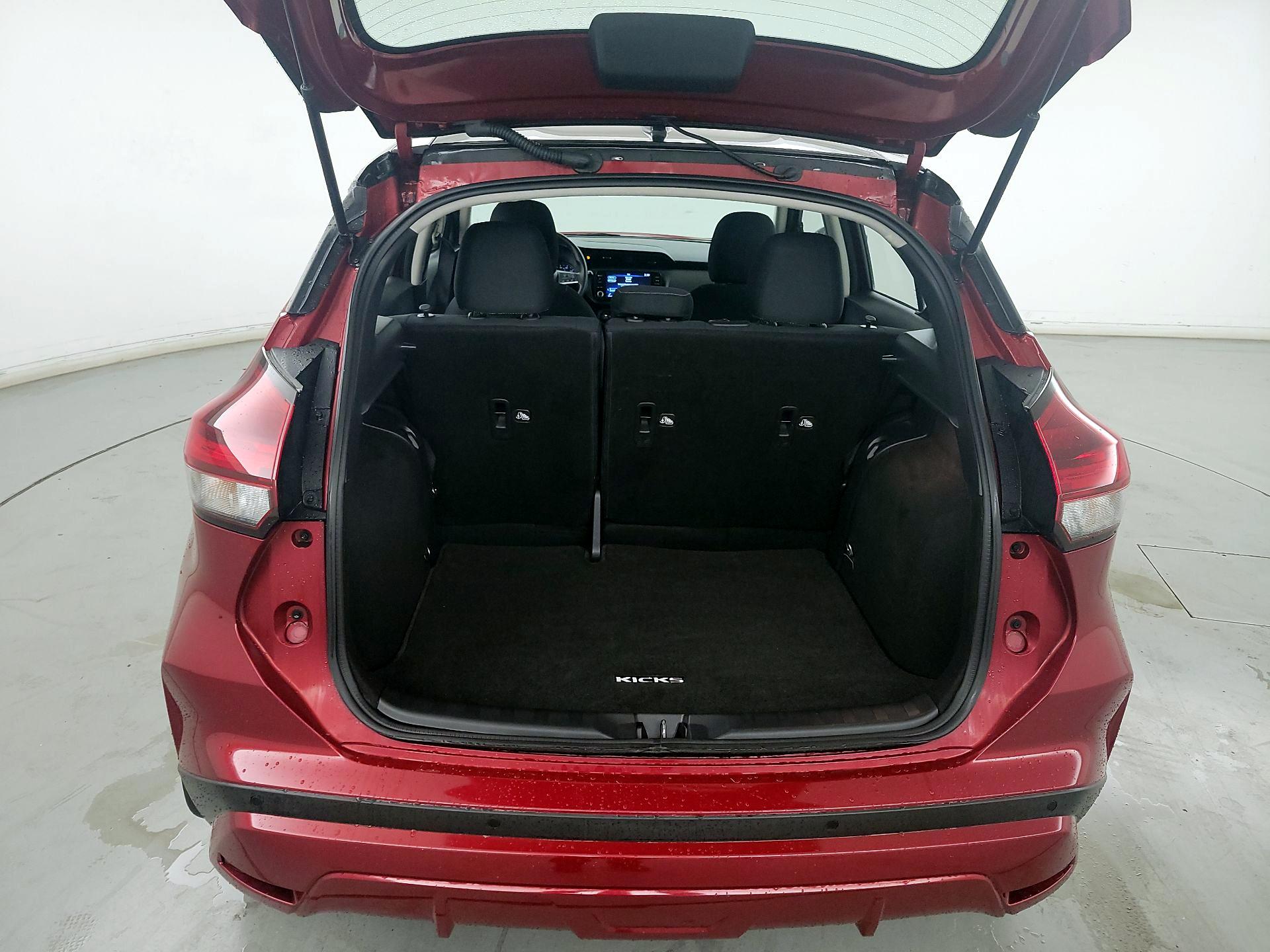 Thumbnail: 2021 Nissan Kicks - 20