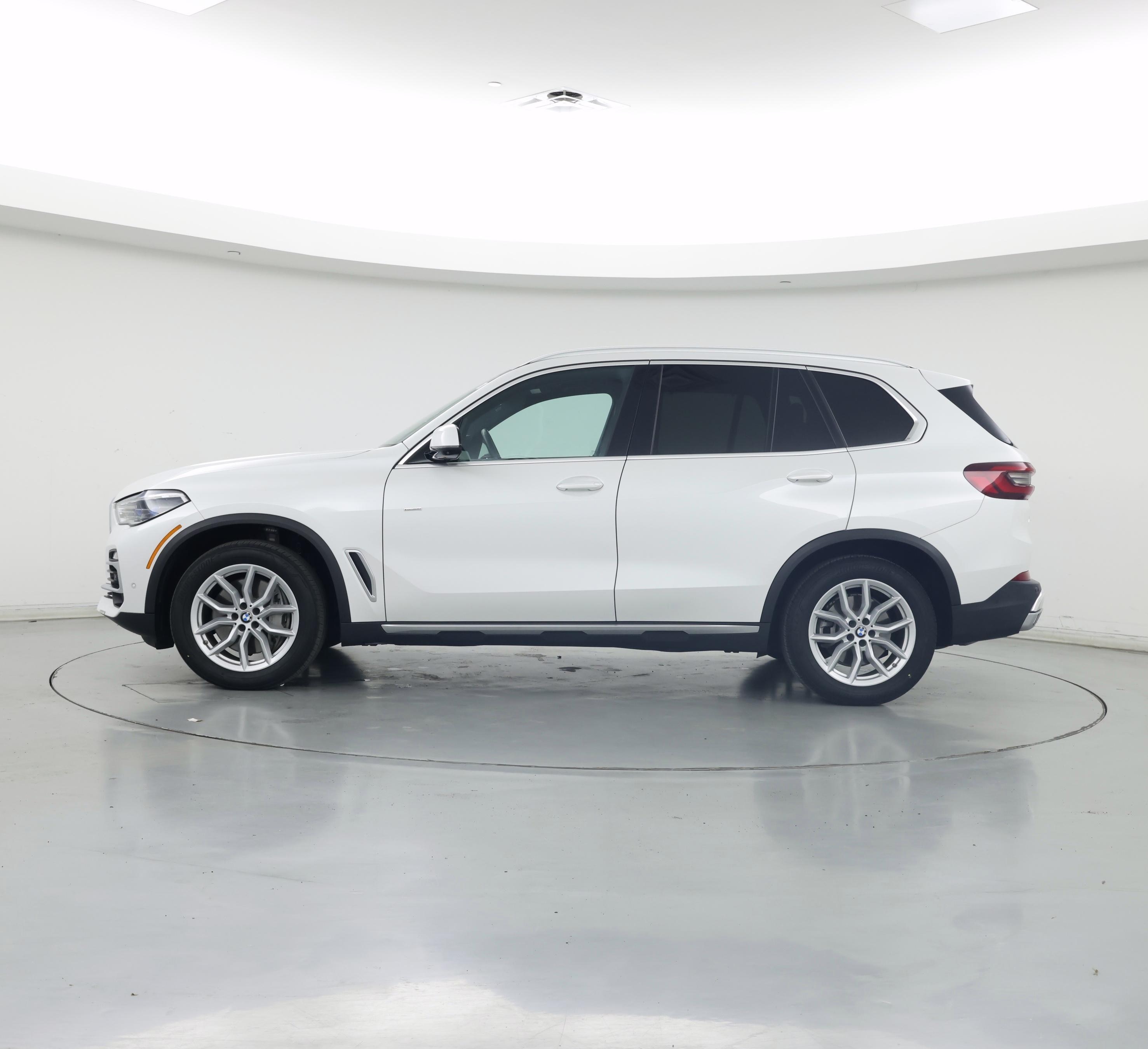 Thumbnail: 2020 BMW X5 - 3