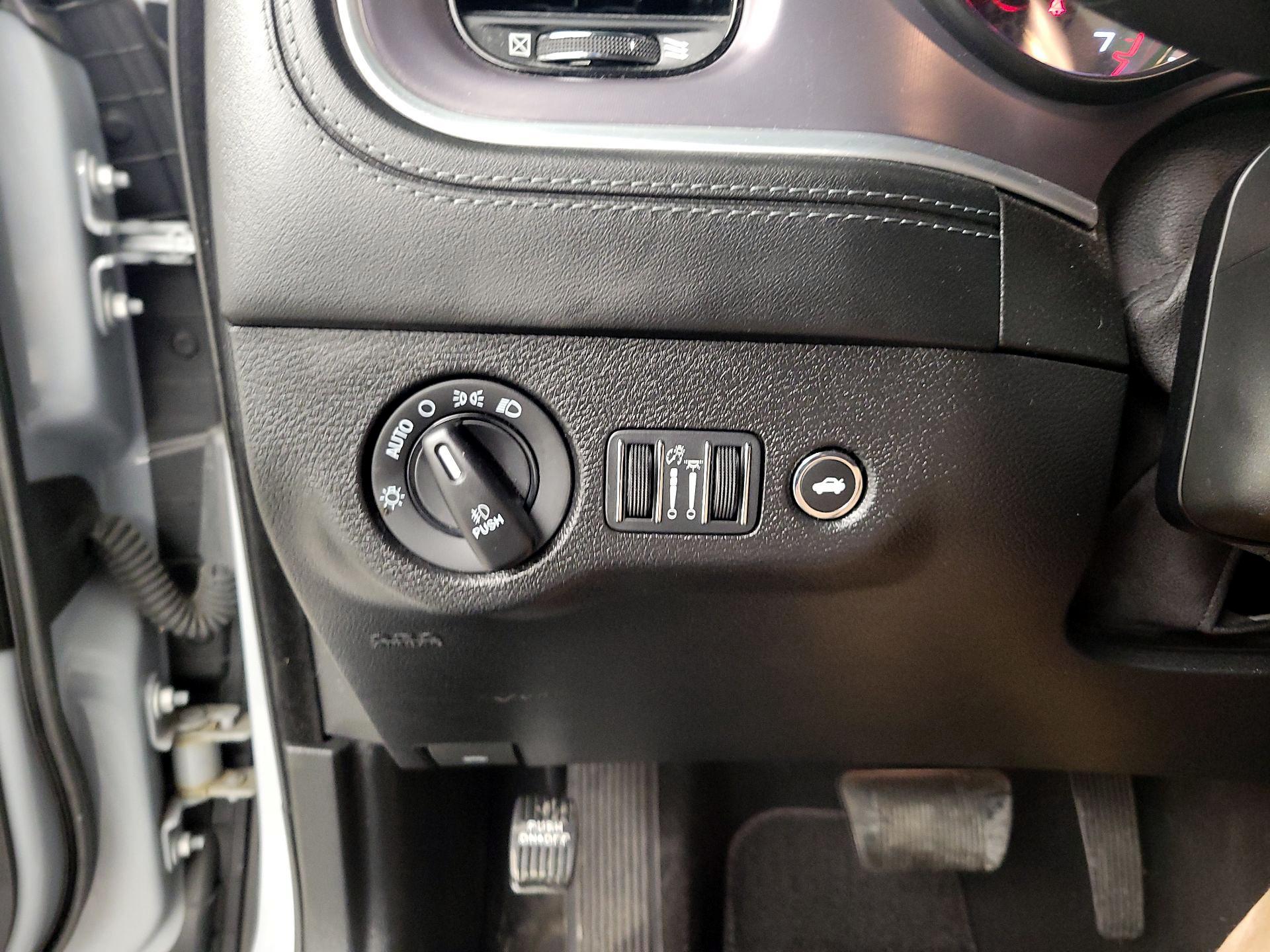 Thumbnail: 2022 Dodge Charger - 13