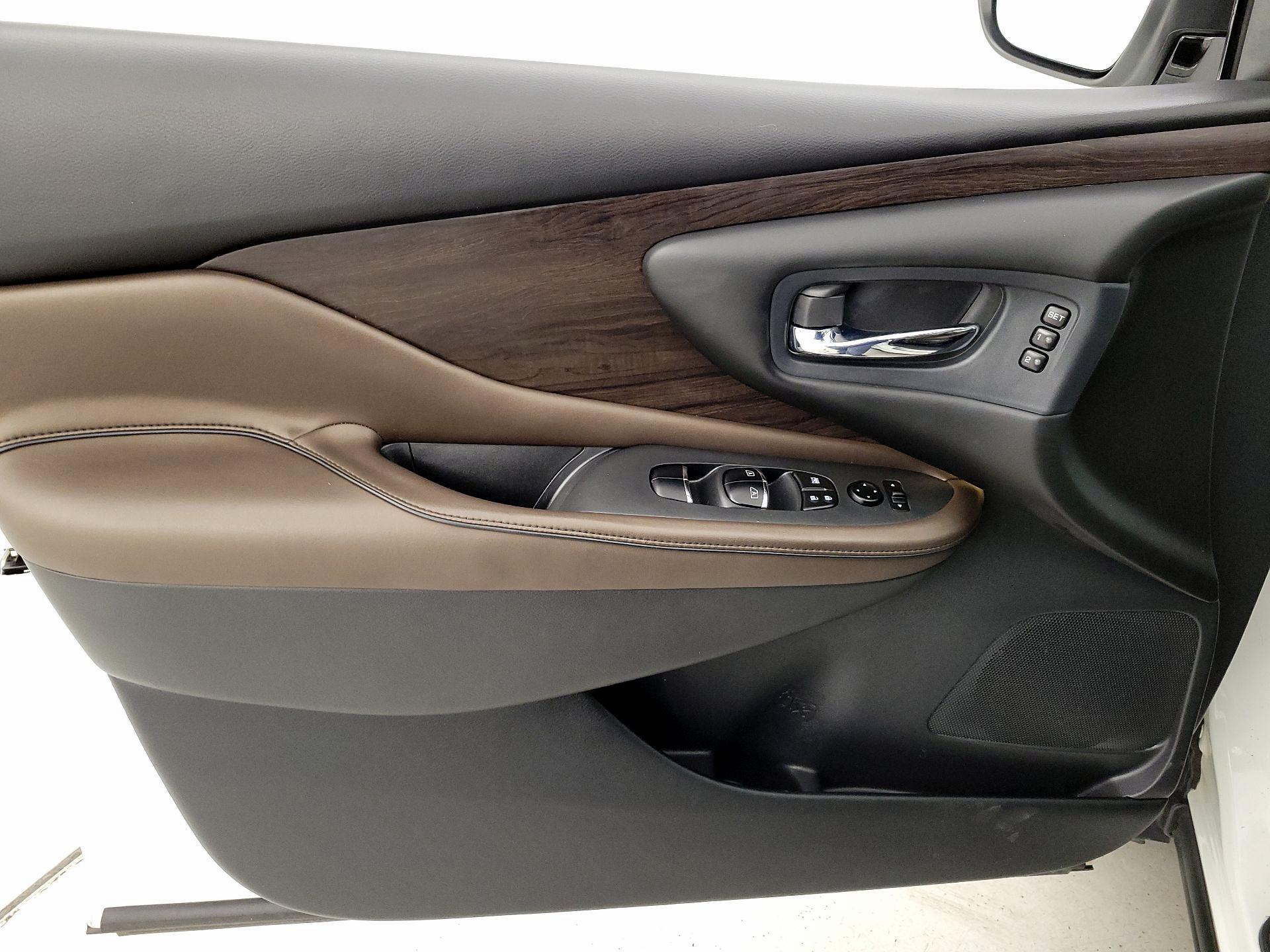 Thumbnail: 2020 Nissan Murano - 12